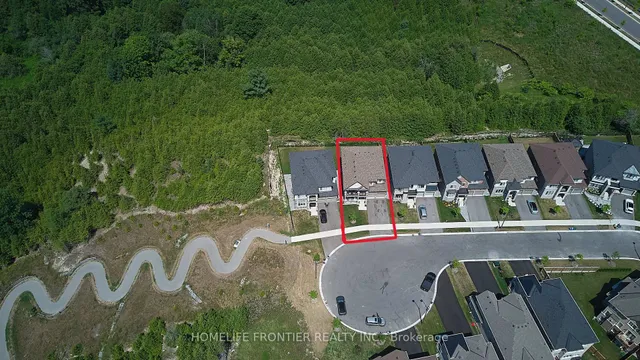 296 Ben Sinclair Ave, East Gwillimbury 2