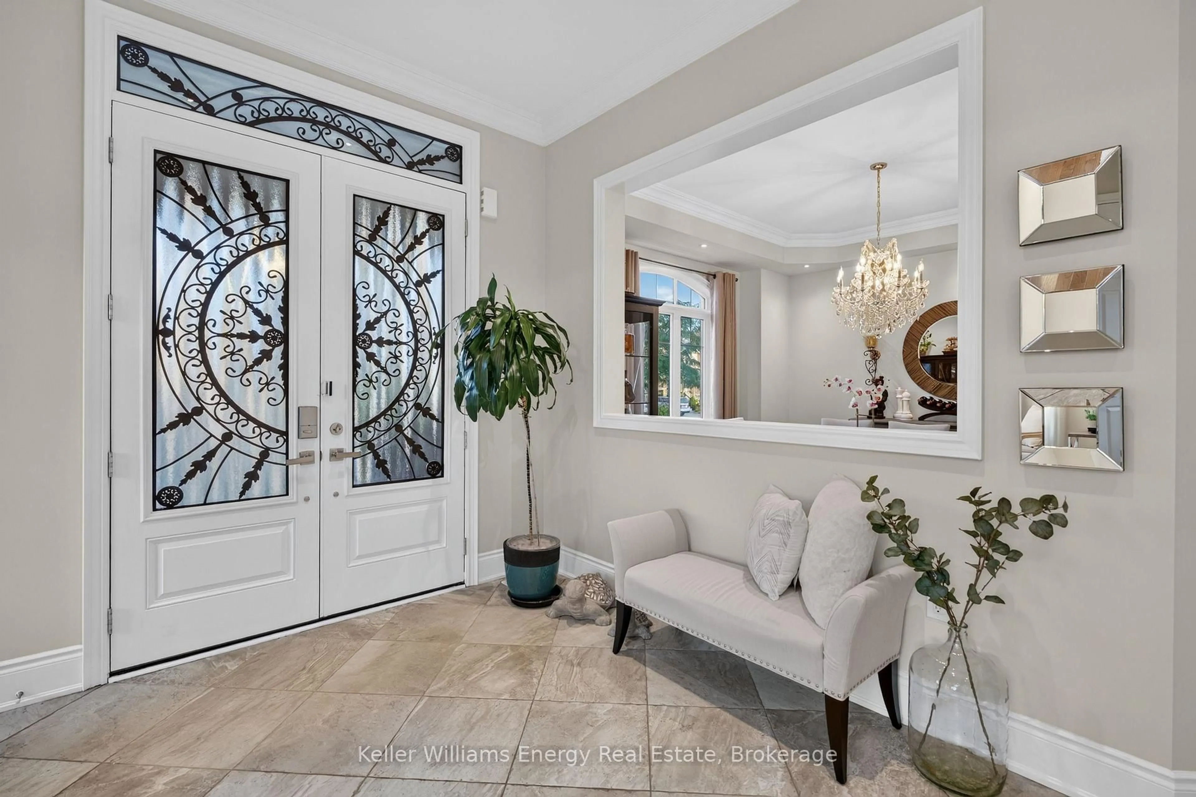 Indoor entryway for 59 Venkata Dr, Vaughan Ontario L0J 1C0
