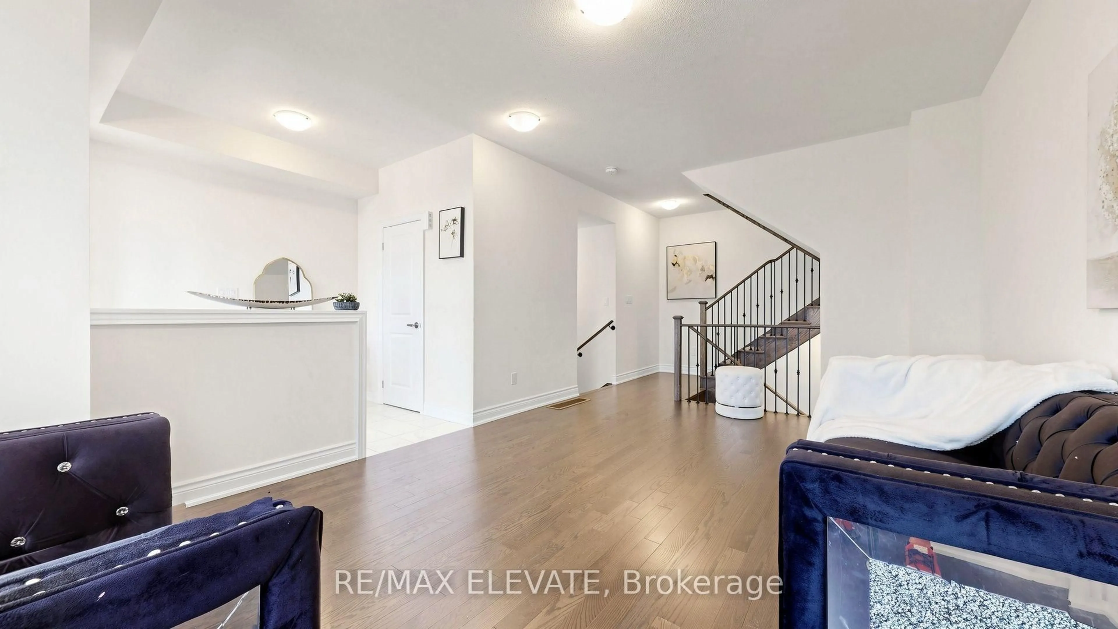 A pic of a room for 265 Kirkham Dr, Markham Ontario L3S 0A9