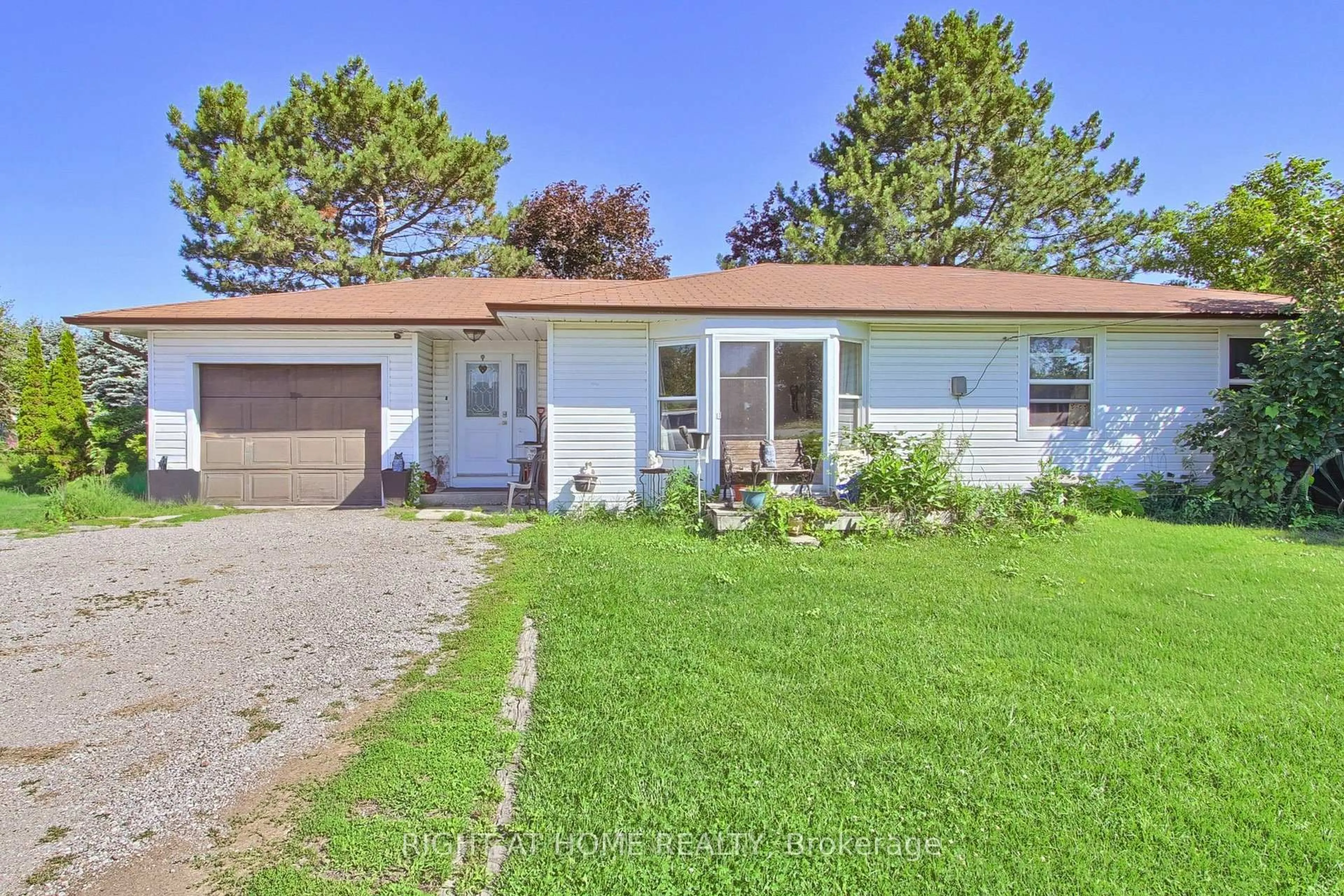 Unknown for 1384 Graham Sdrd, King Ontario L3Y 4V9