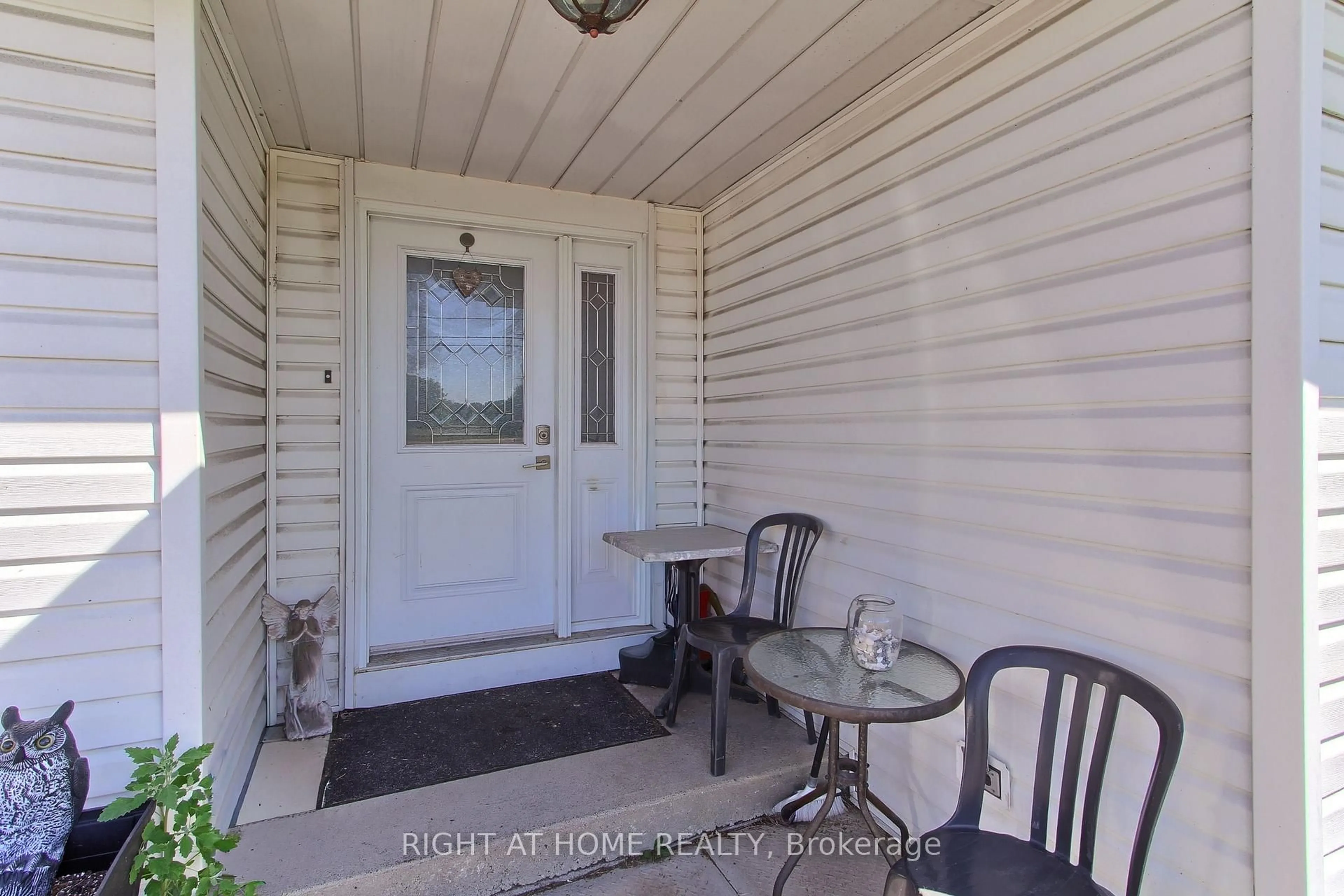 Unknown for 1384 Graham Sdrd, King Ontario L3Y 4V9