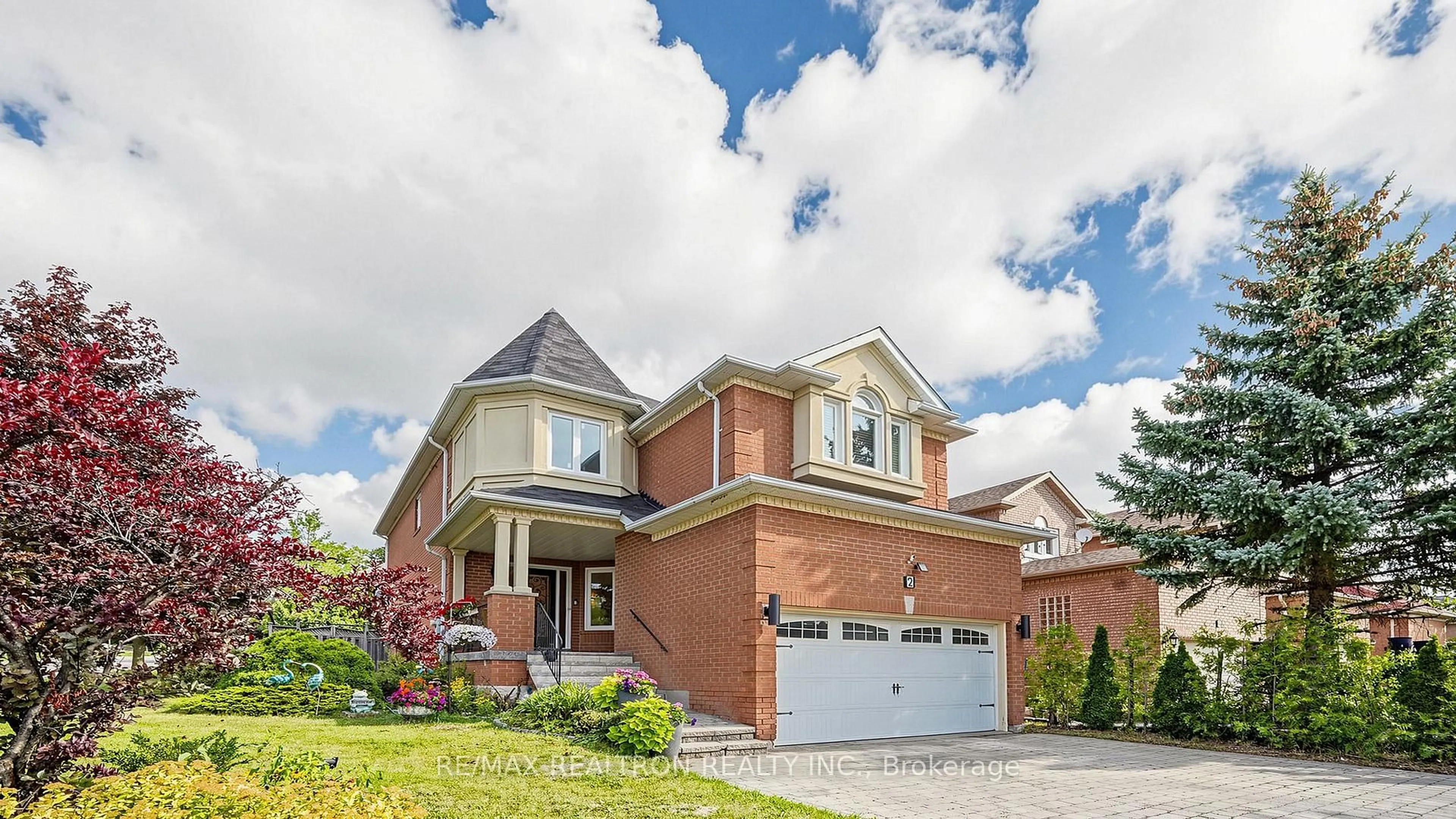 Home with brick exterior material, street for 2 Rocksprings Ave, Richmond Hill Ontario L4S 1R1