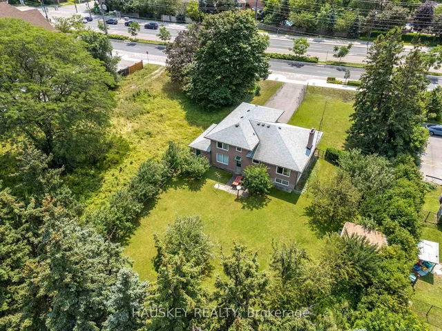 1226 Centre St, Vaughan 2