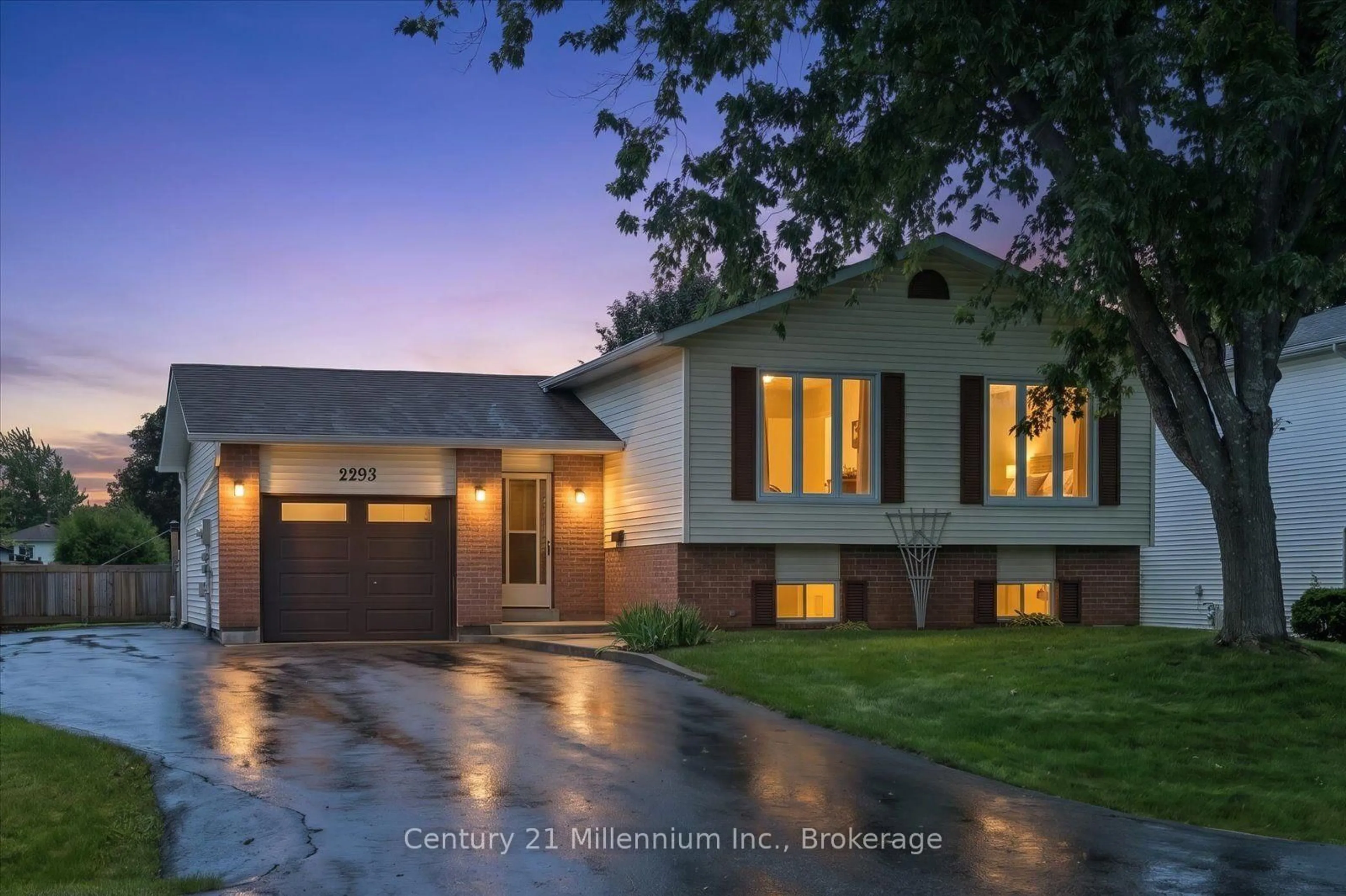 Home with brick exterior material, street for 2293 Webb St, Innisfil Ontario L9S 1K6