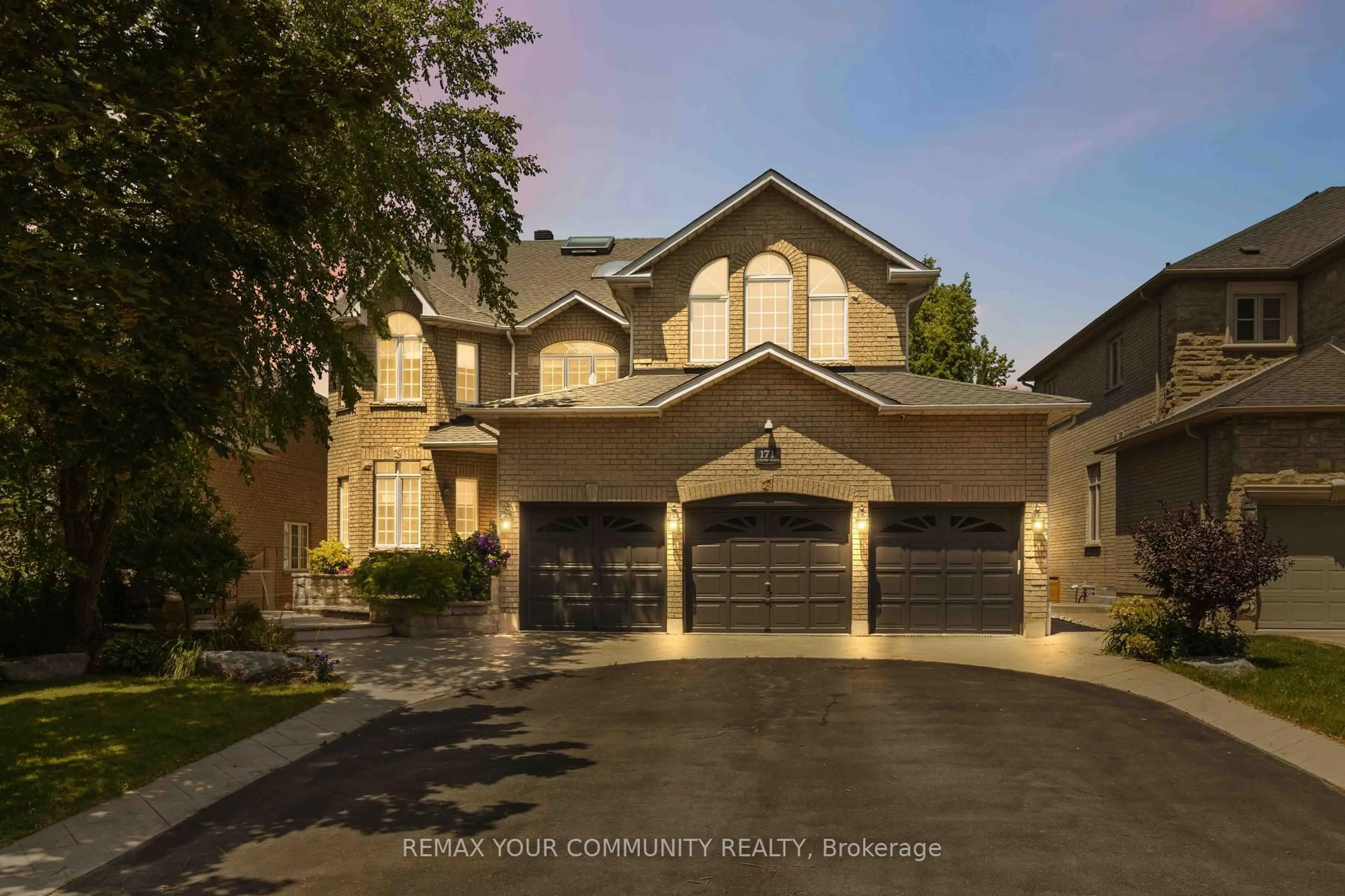 Home with brick exterior material, street for 171 Langtry Pl, Vaughan Ontario L4J 8L6