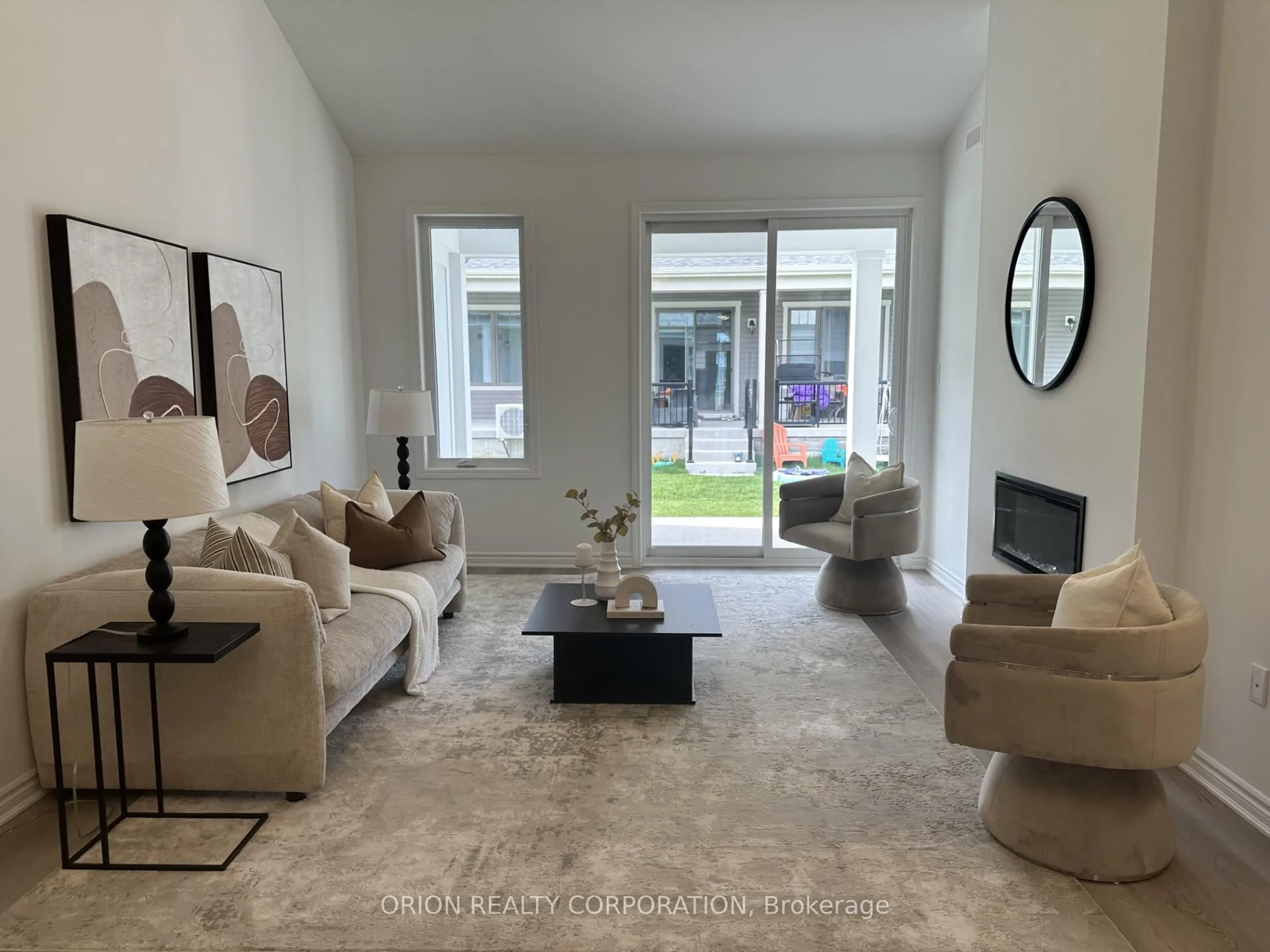 Living room with furniture, unknown for 712 Keast Pl, Innisfil Ontario L9S 0S9