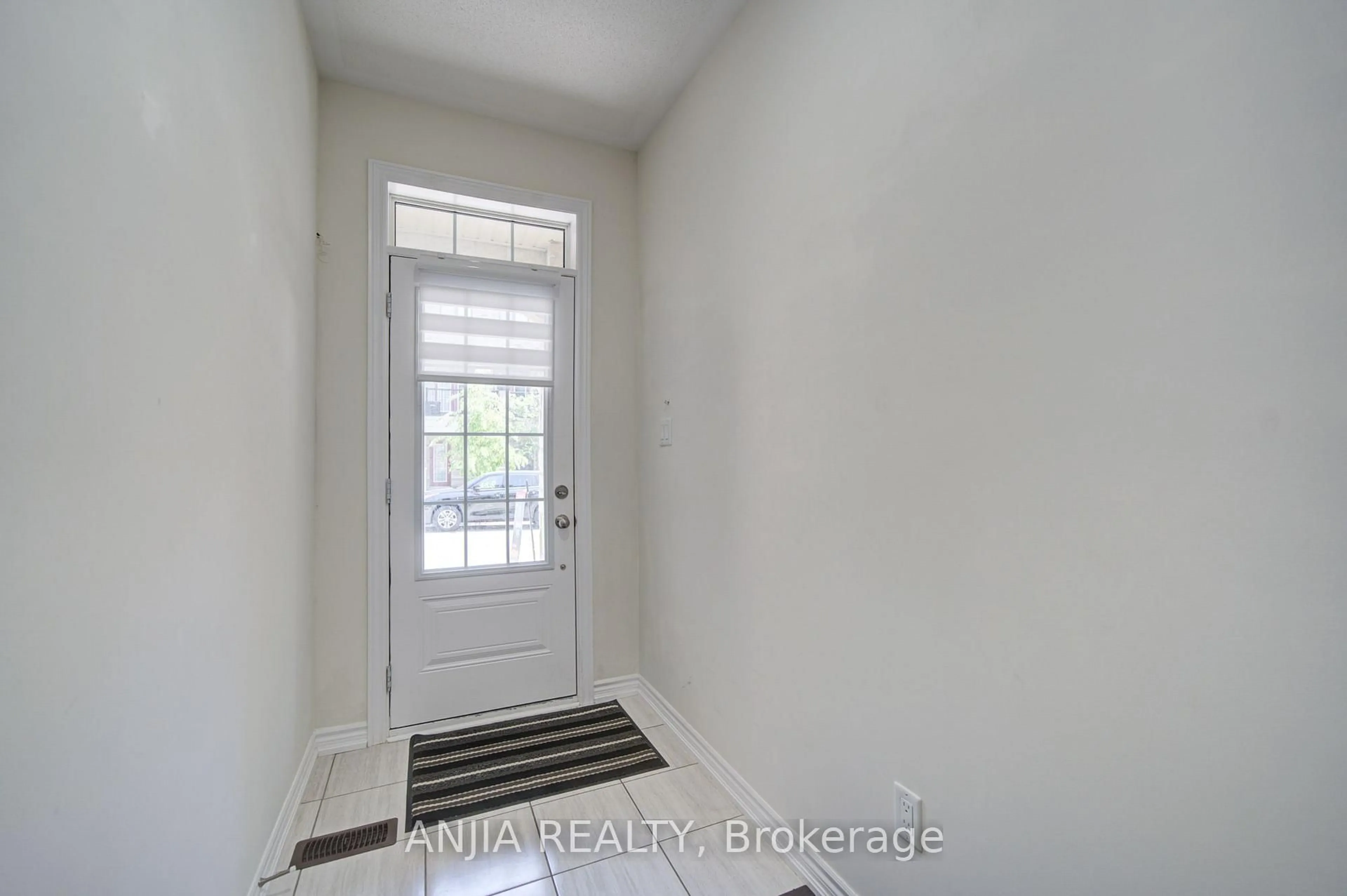 Indoor entryway for 134 Frederick Wilson Ave, Markham Ontario L6B 0R1