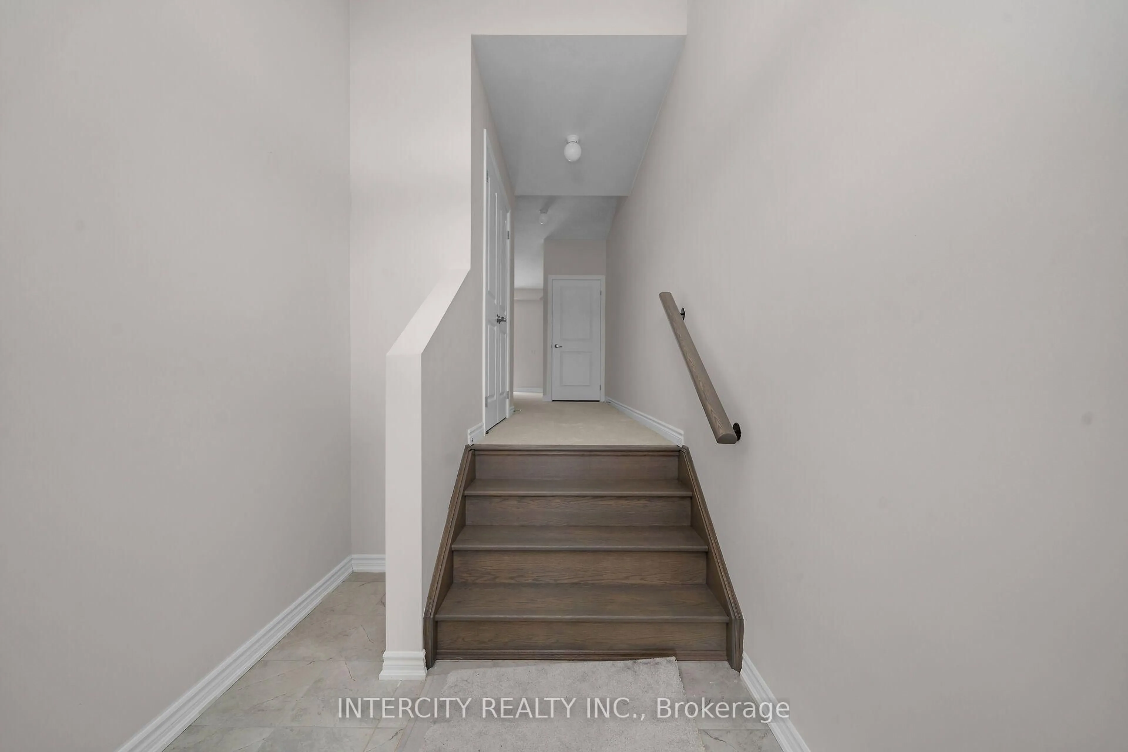 Stairs for 12 Radisson St, Vaughan Ontario L4H 5J3