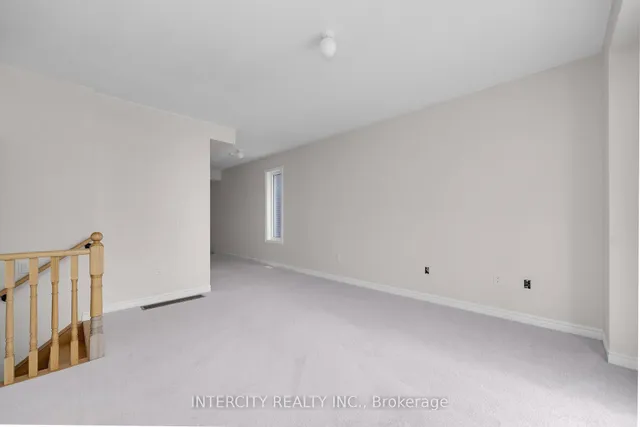 20 Radisson St, Vaughan 5