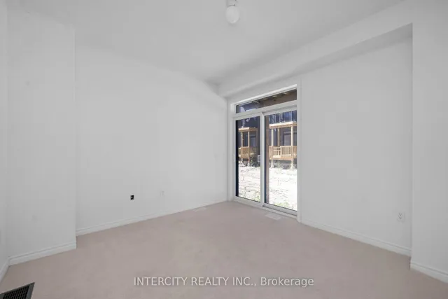 91 Divadale Rd, Vaughan 4
