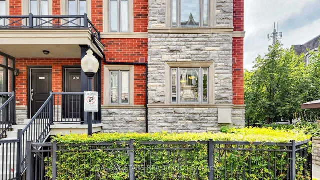 326 John St #136, Markham 4