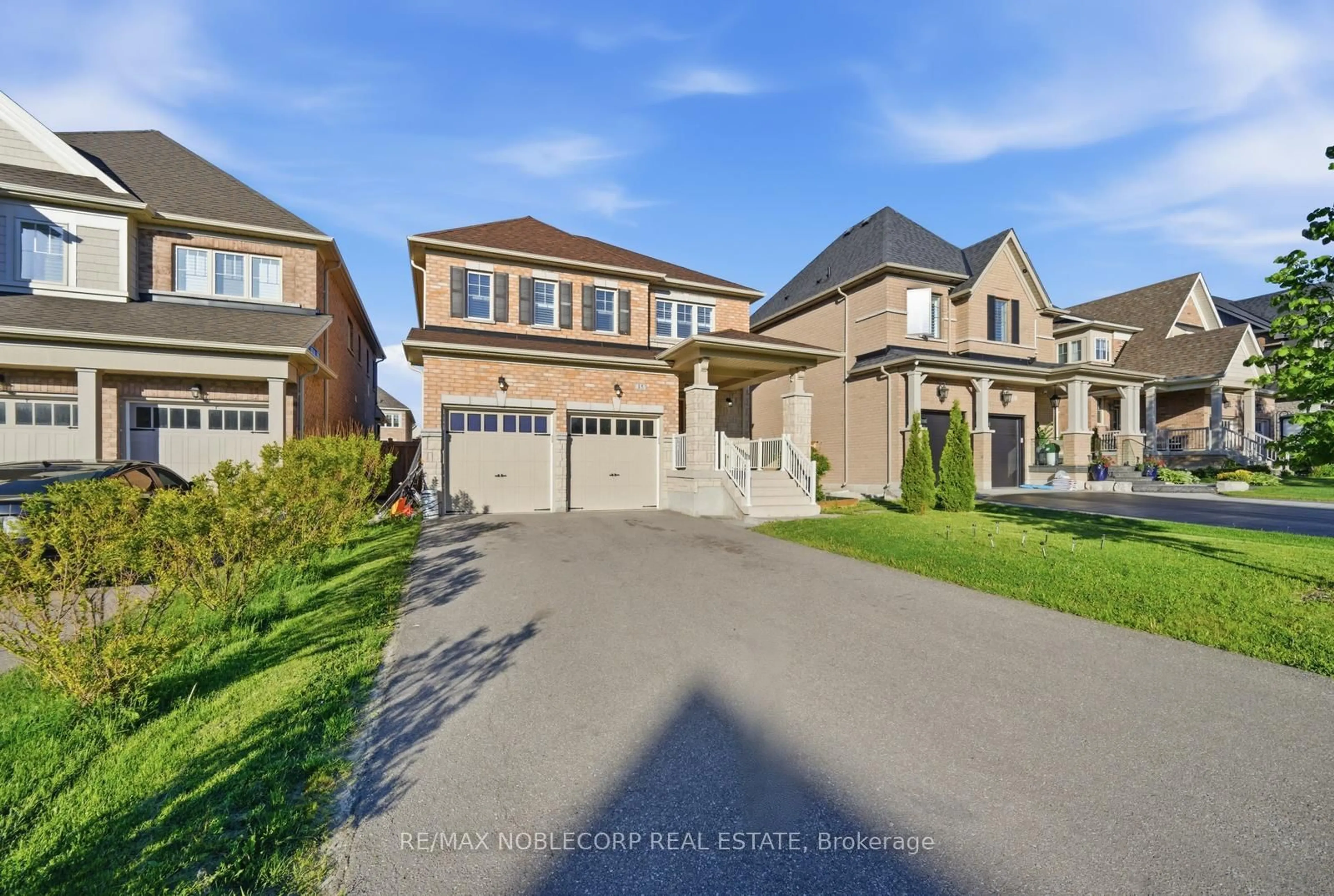 A pic from outside/outdoor area/front of a property/back of a property/a pic from drone, street for 15 Gould Cres, New Tecumseth Ontario L0G 1A0