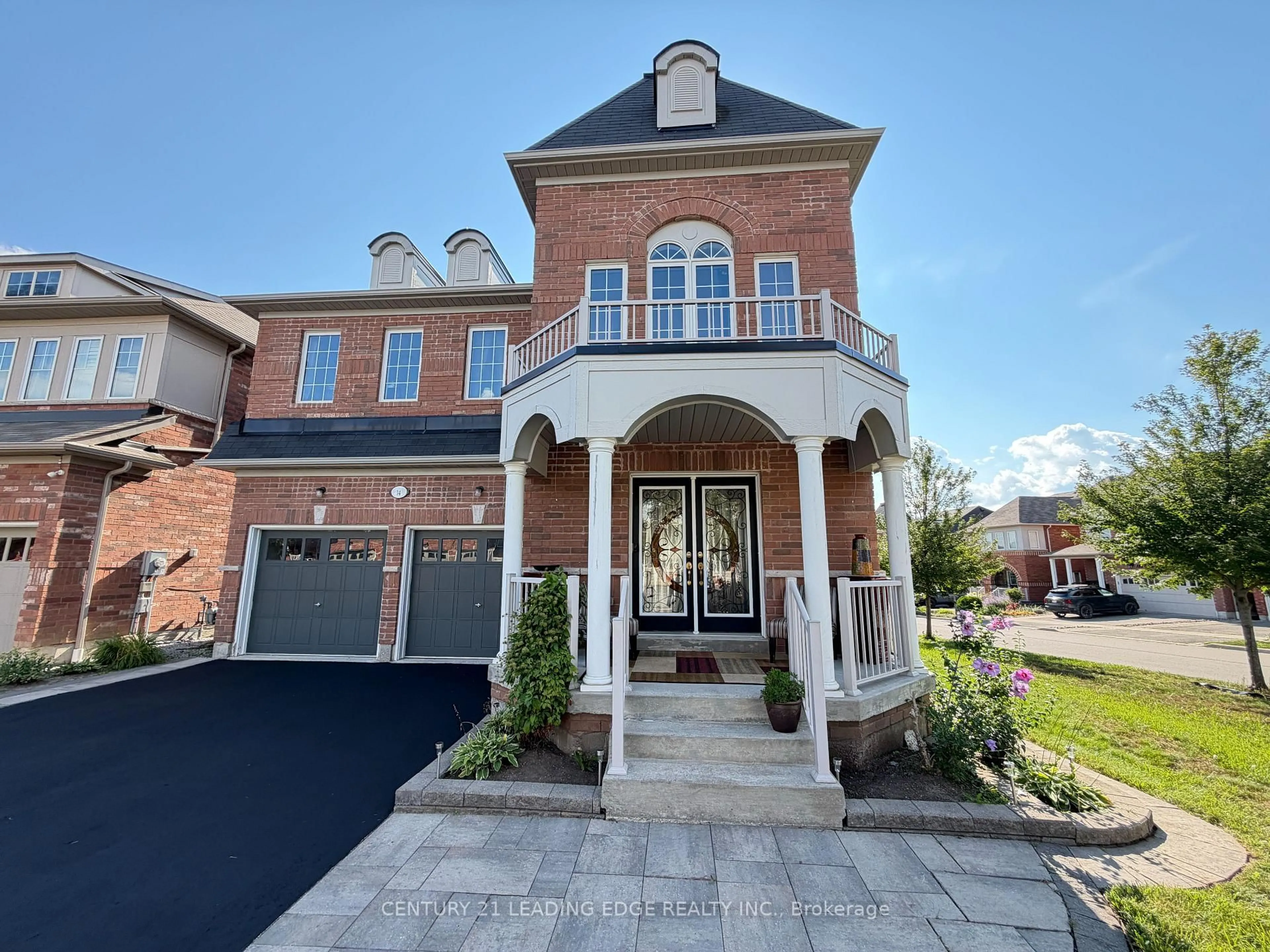 Home with brick exterior material, street for 14 Clarinet Lane, Whitchurch-Stouffville Ontario L4A 4N1