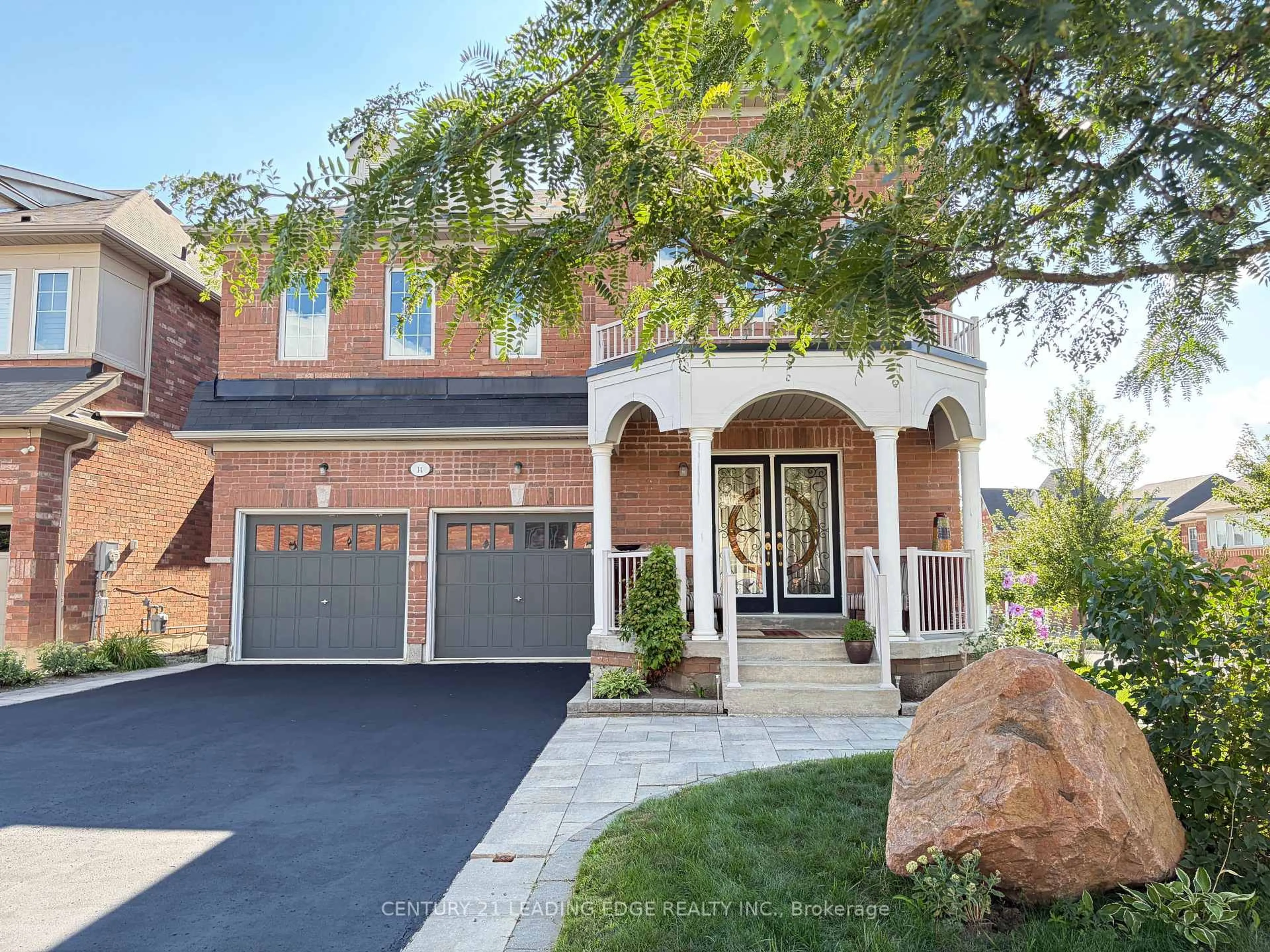 Home with brick exterior material, street for 14 Clarinet Lane, Whitchurch-Stouffville Ontario L4A 4N1