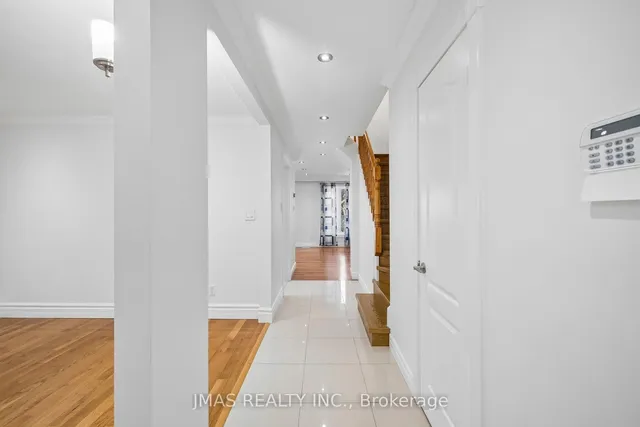44 Ingram Rd, Markham 4