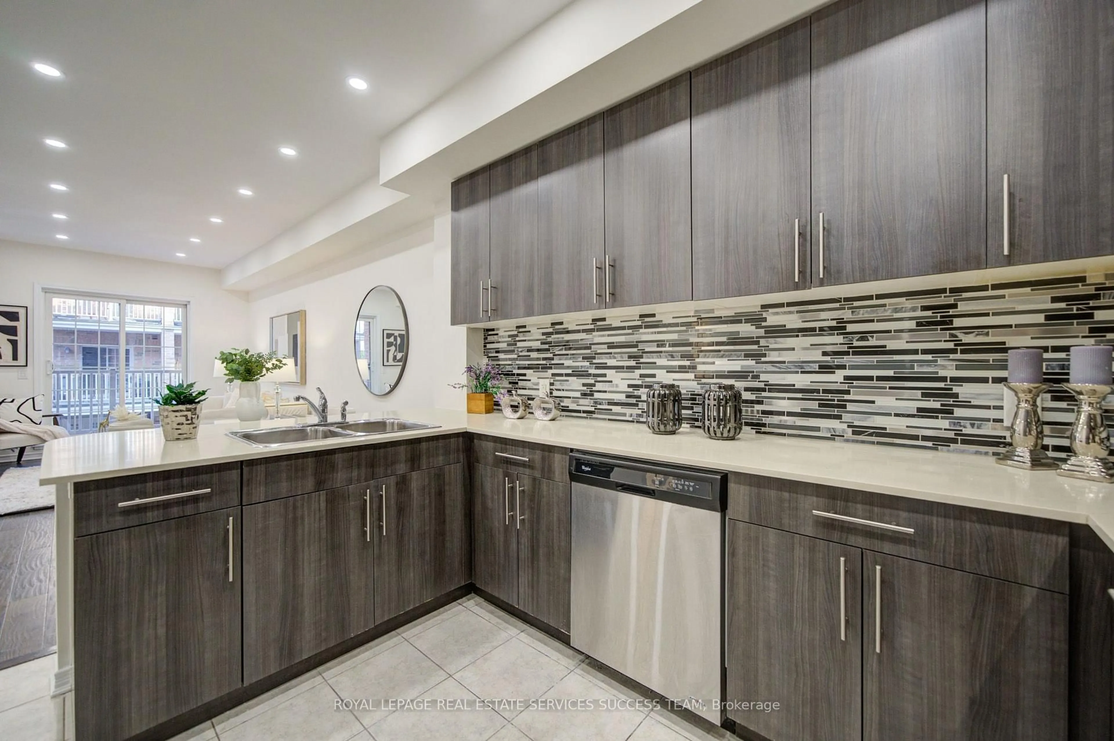 Contemporary kitchen, ceramic/tile floor for 45 Ormerod Lane, Richmond Hill Ontario L4S 0G3