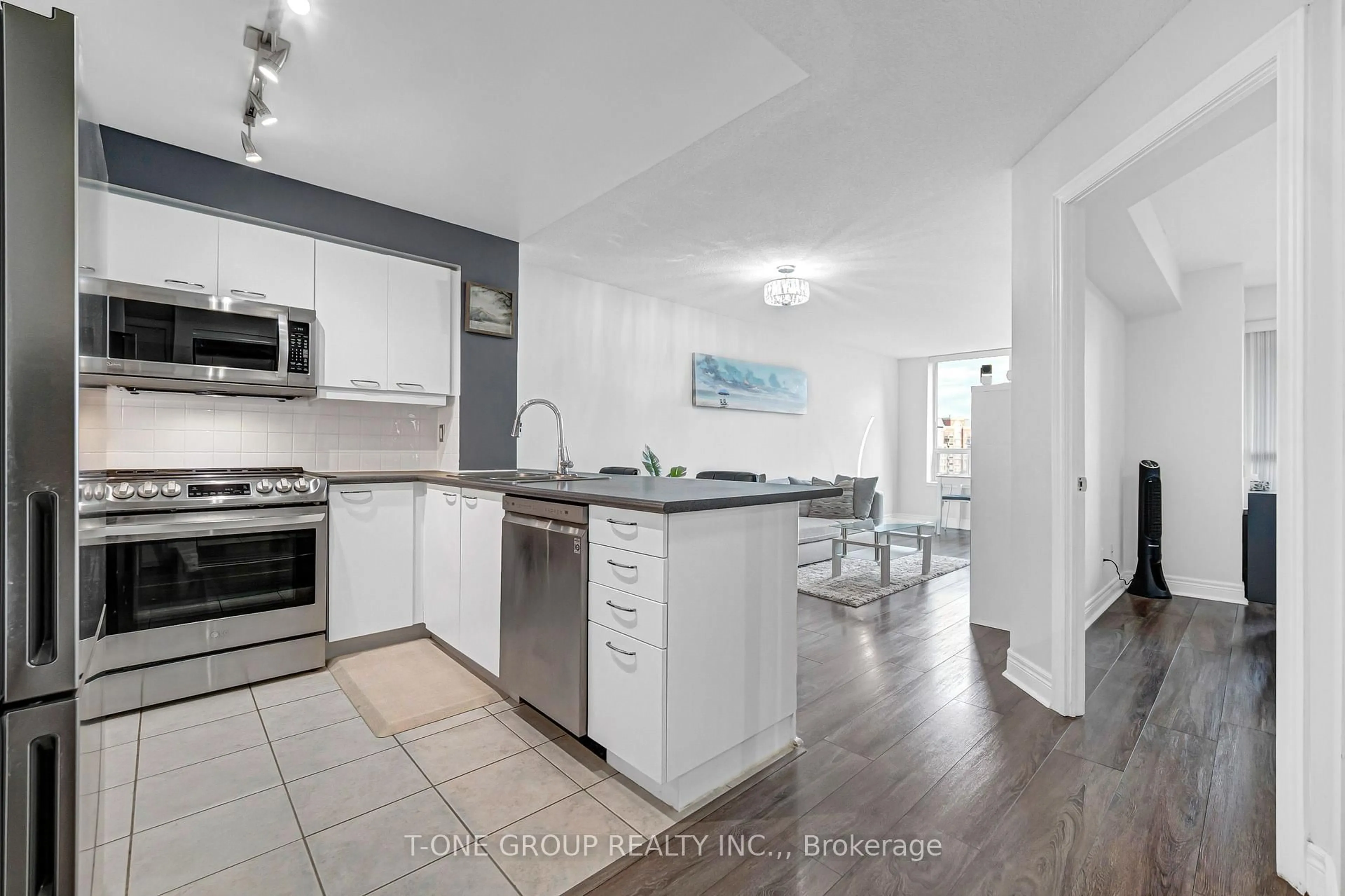 Open concept kitchen, unknown for 48 Suncrest Blvd #720, Markham Ontario L3T 7Y5