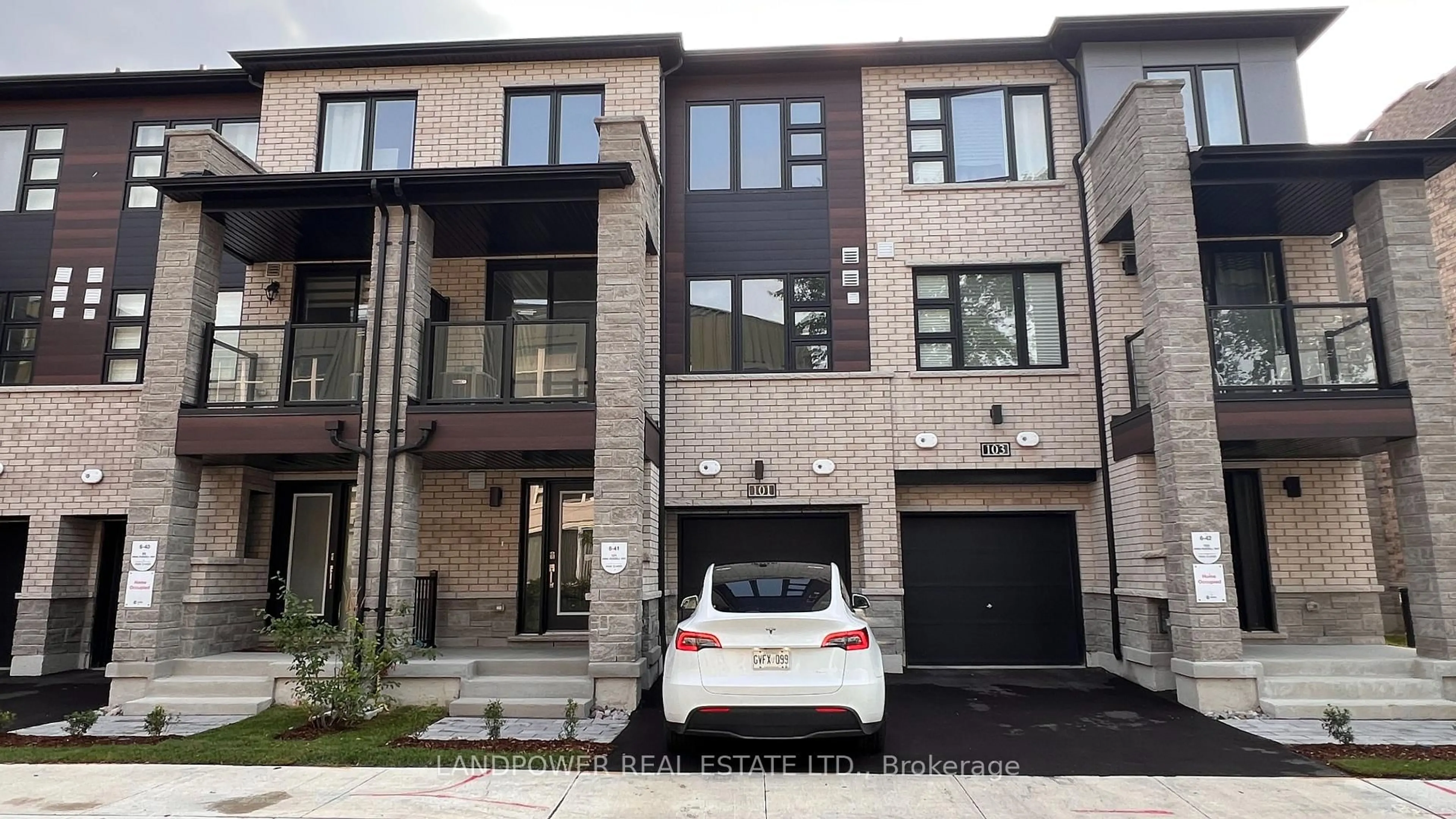Home with brick exterior material, street for 101 Anna Russell Way, Markham Ontario L3R 3X3