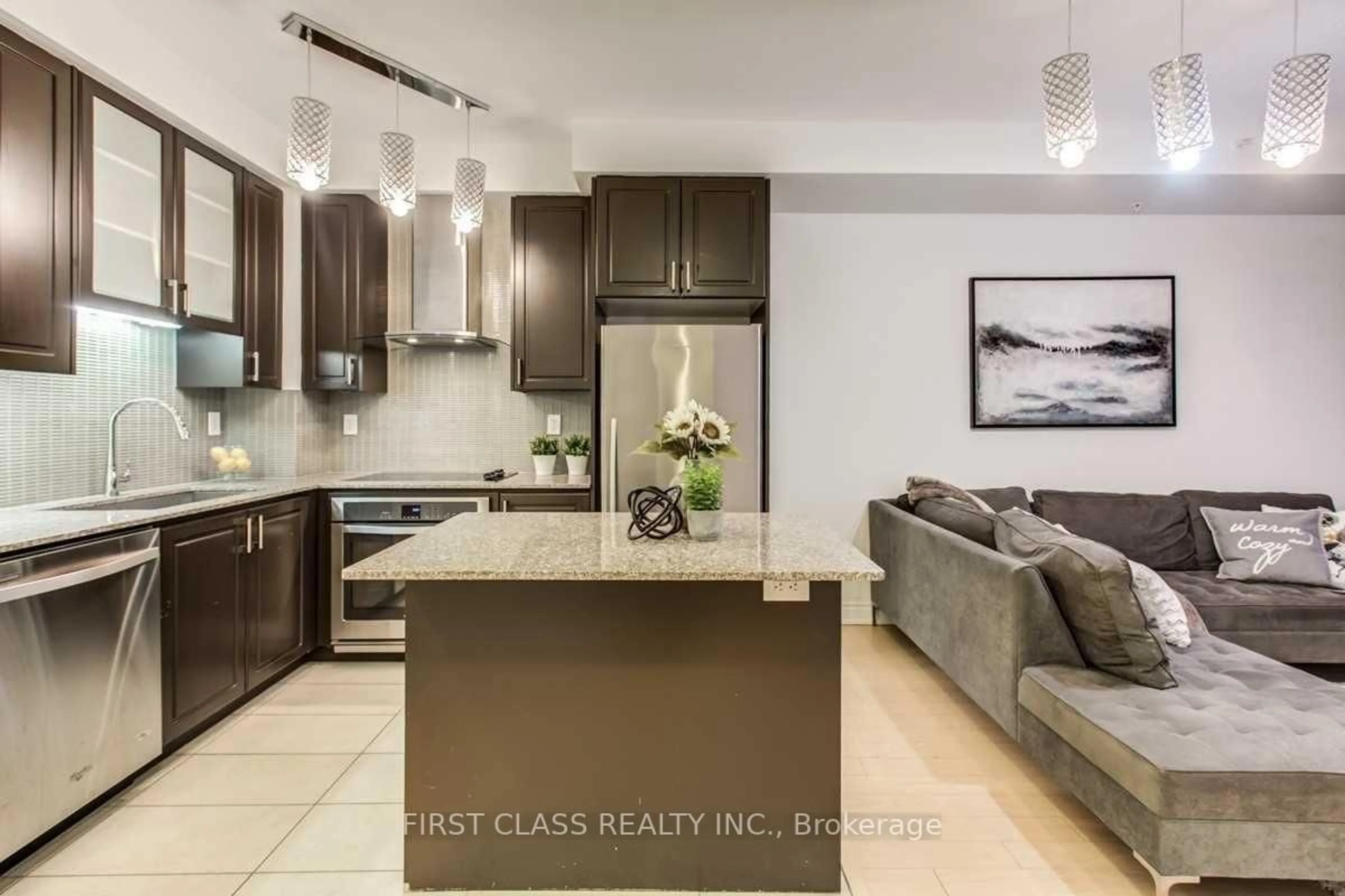 Open concept kitchen, ceramic/tile floor for 9090 Yonge St #1509, Richmond Hill Ontario L4C 0Z1
