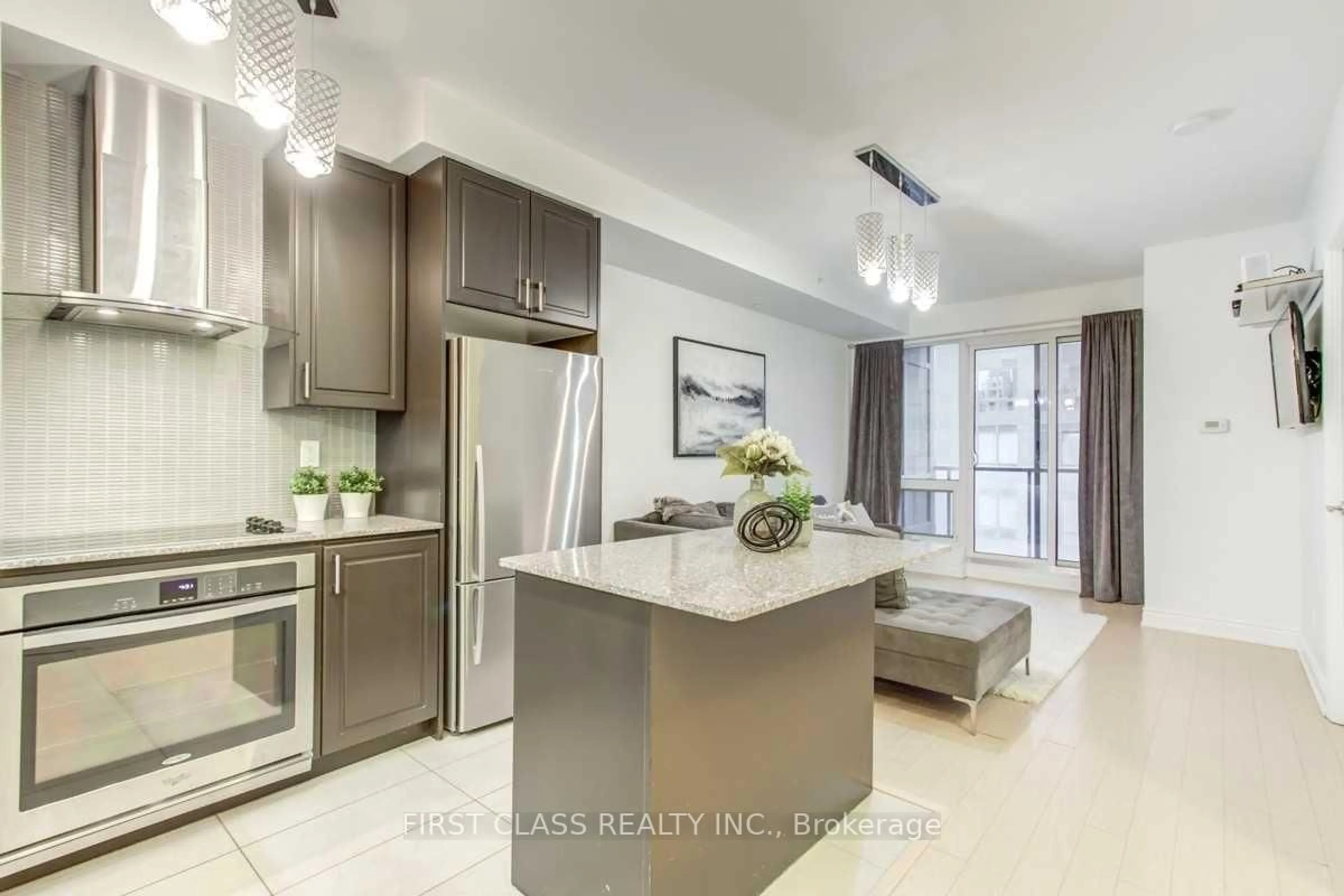 Open concept kitchen, ceramic/tile floor for 9090 Yonge St #1509, Richmond Hill Ontario L4C 0Z1