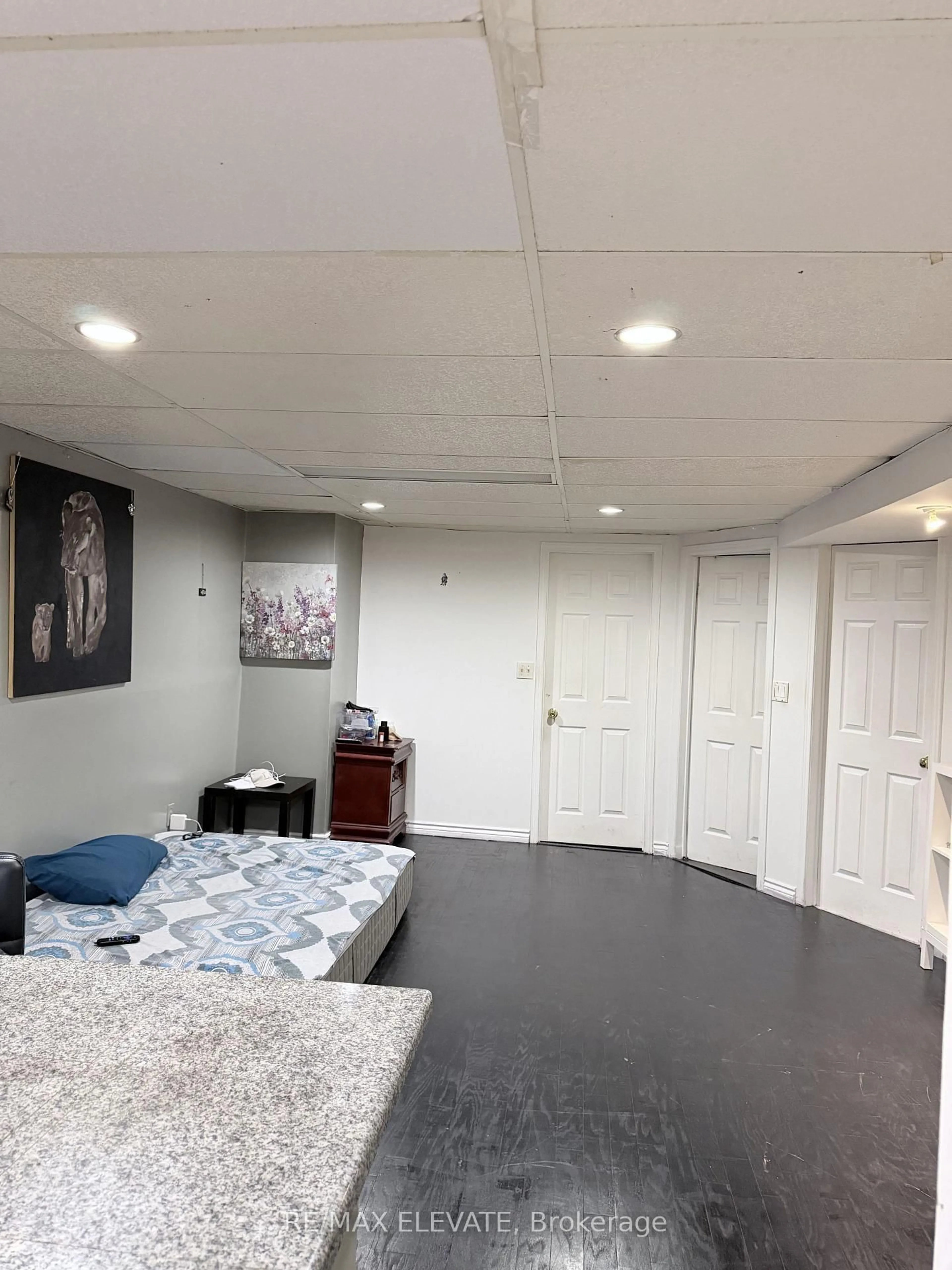 A pic of a room for 248 Woodhall Rd, Markham Ontario L3S 1N2