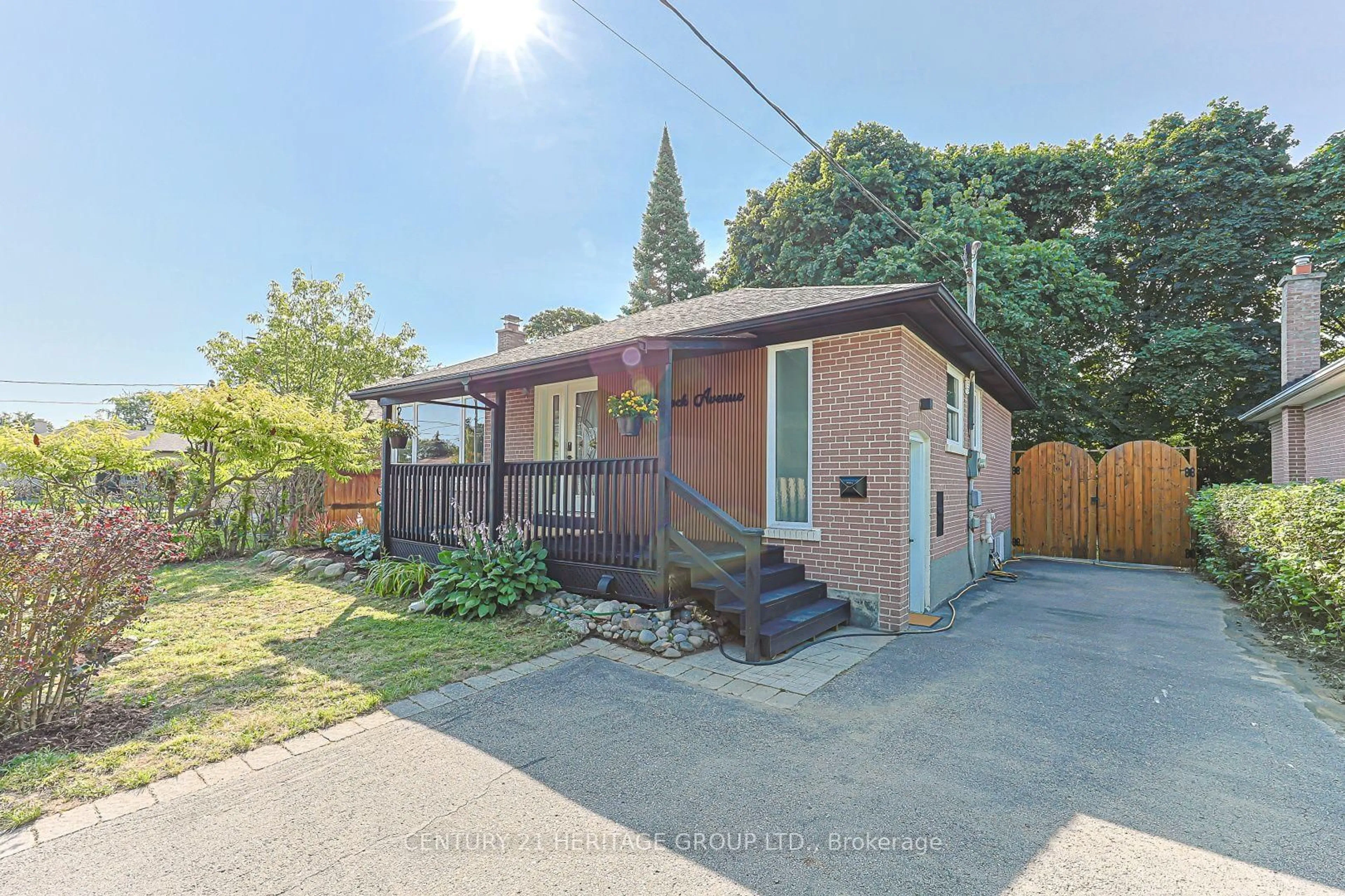 Unknown for 314 Wenlock Ave, Richmond Hill Ontario L4C 1M7