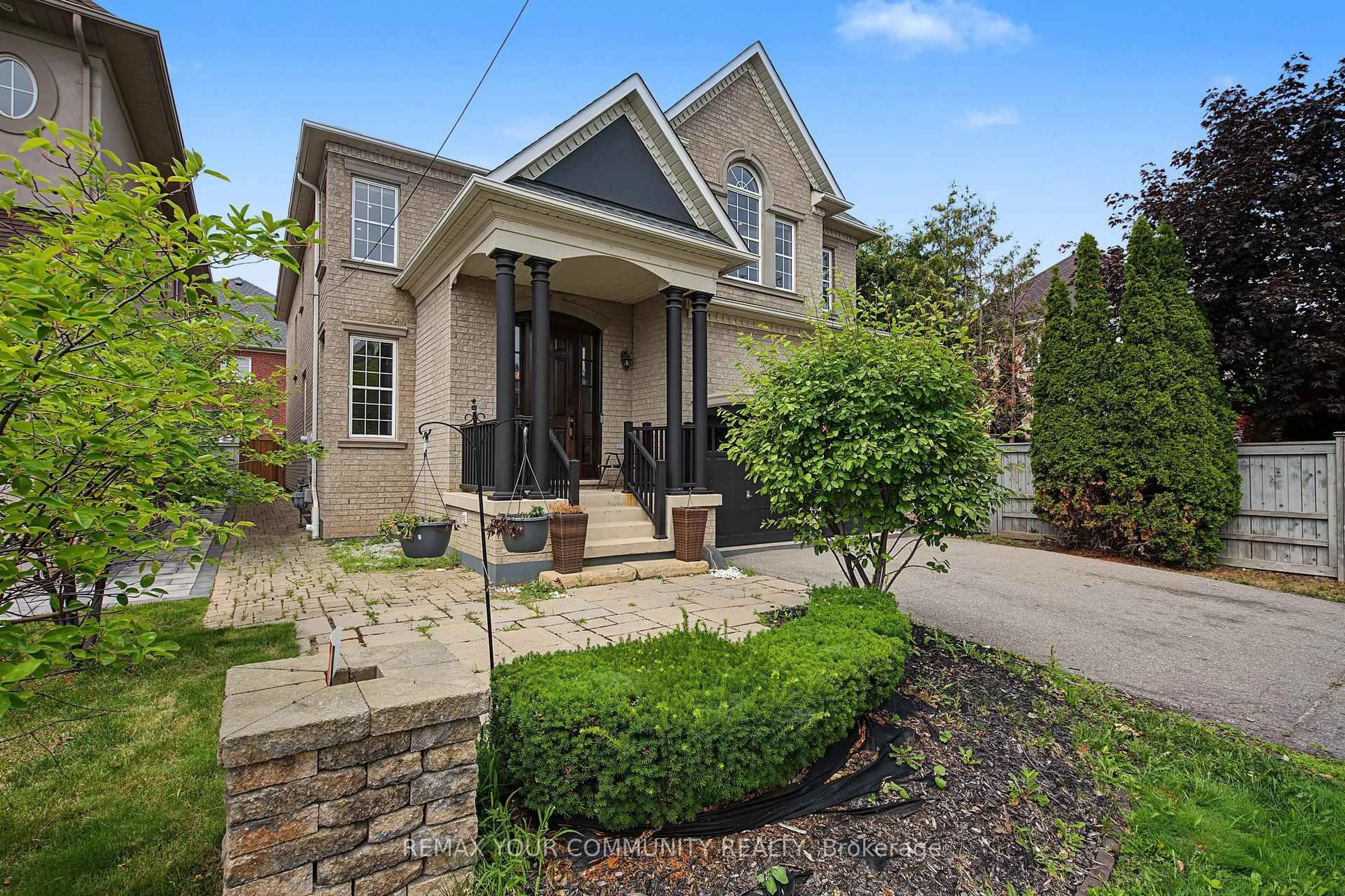 Home with brick exterior material, street for 8 Yemina Gate, Vaughan Ontario L6A 0G9
