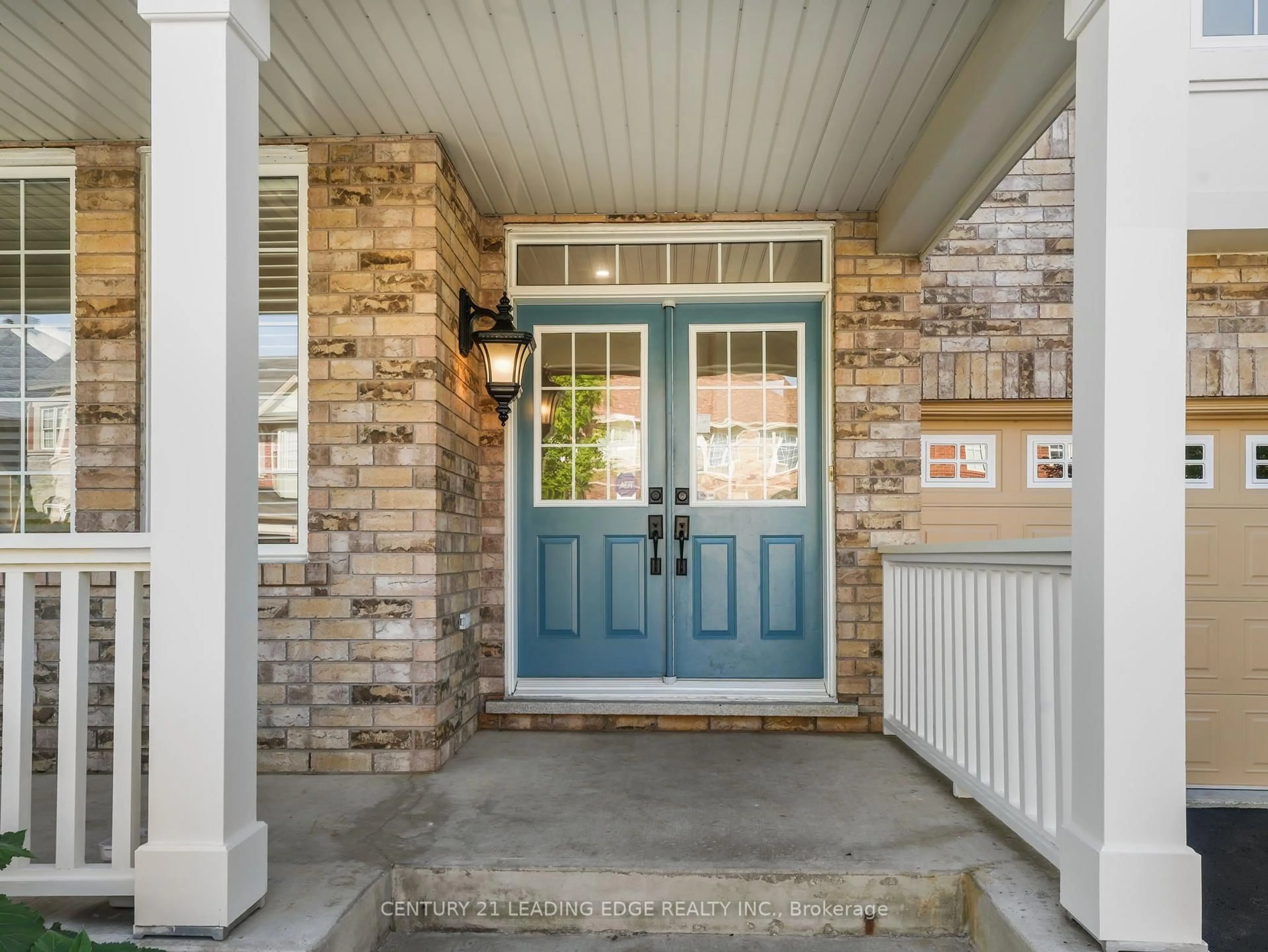 Indoor entryway for 50 Storybook Cres, Markham Ontario L6E 2B8
