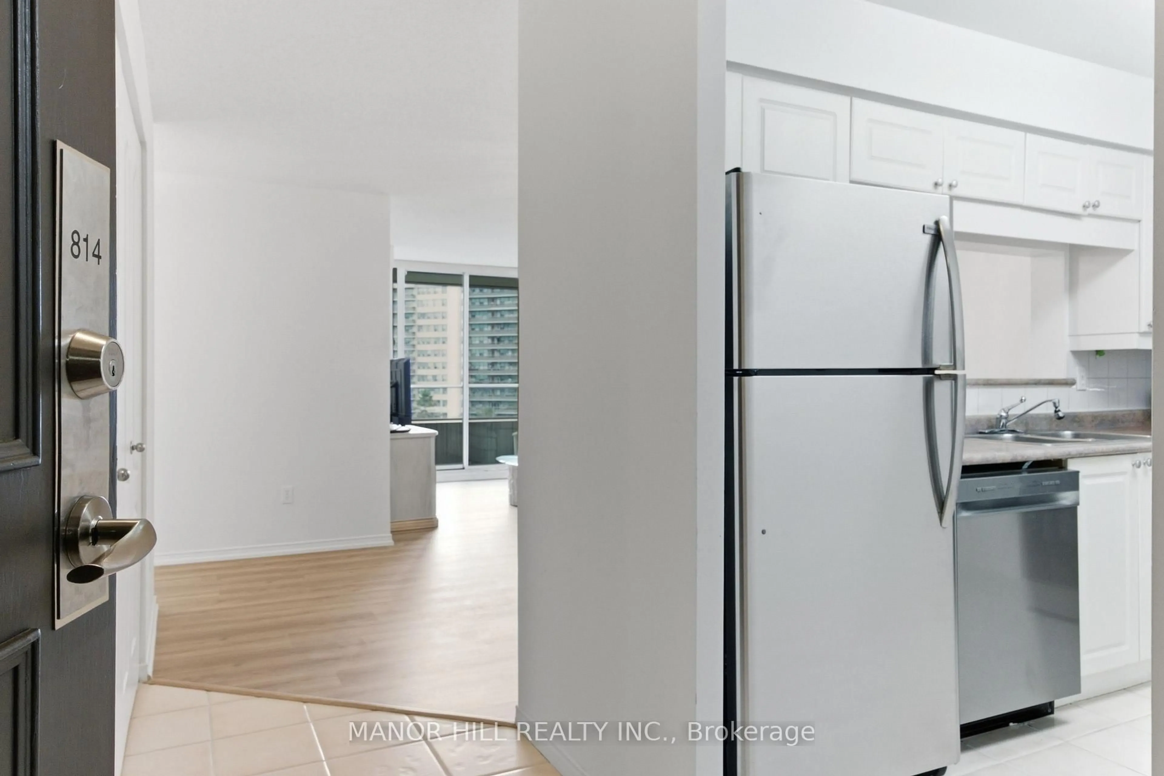Unknown for 11 Townsgate Dr #814, Vaughan Ontario L4J 8G4