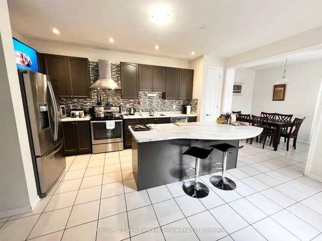 61 Disk Dr, Markham 4