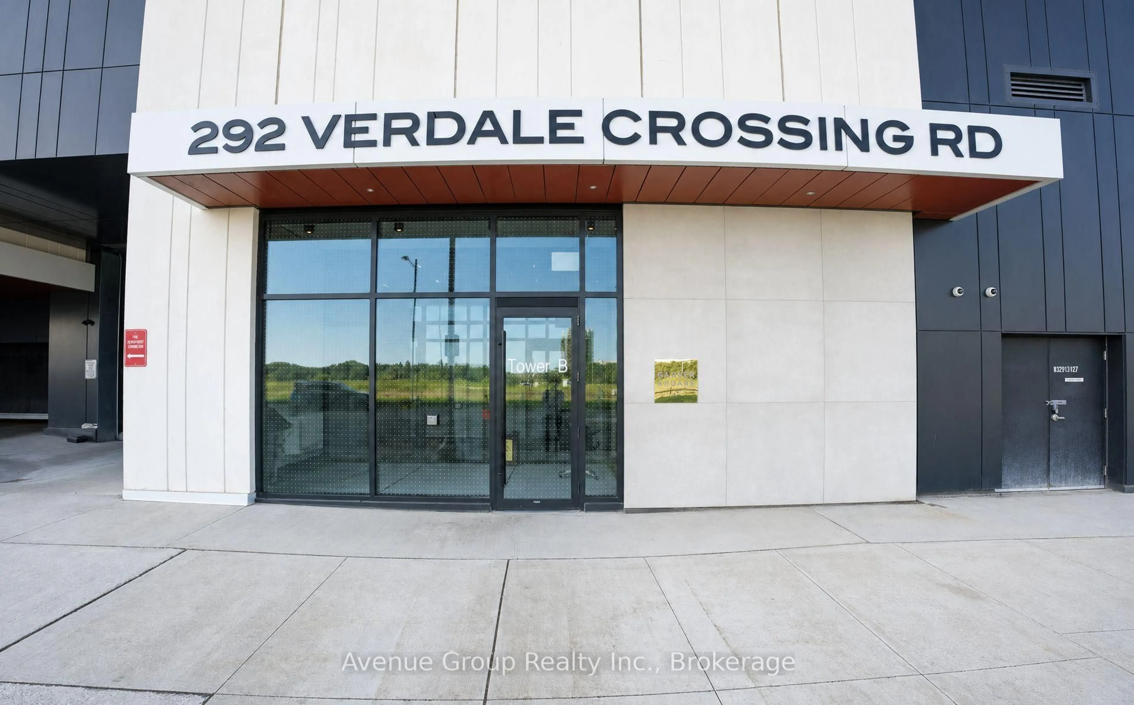 Indoor foyer for 292 Verdale Crossing #1011, Markham Ontario L6G 0H6