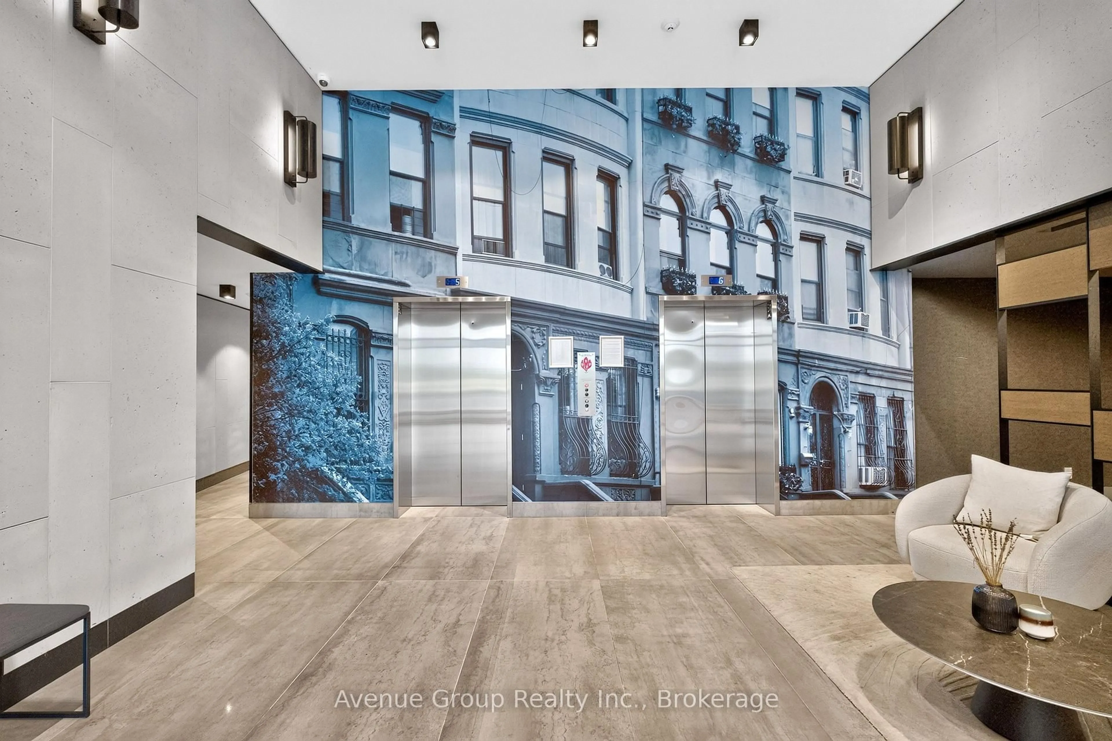 Indoor foyer for 292 Verdale Crossing #1011, Markham Ontario L6G 0H6