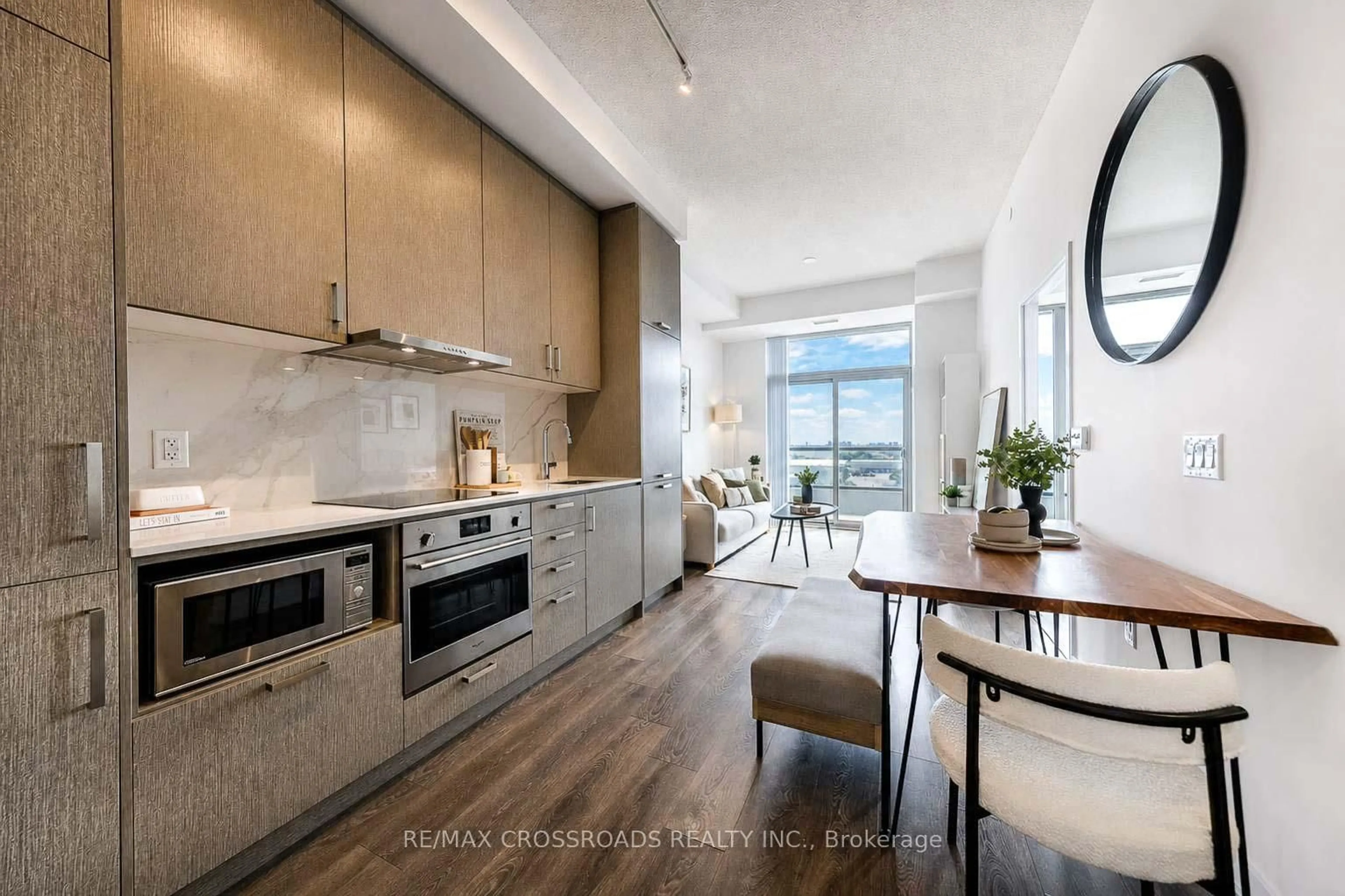 Open concept kitchen, unknown for 60 Honeycrisp Cres #917, Vaughan Ontario L4K 0N5