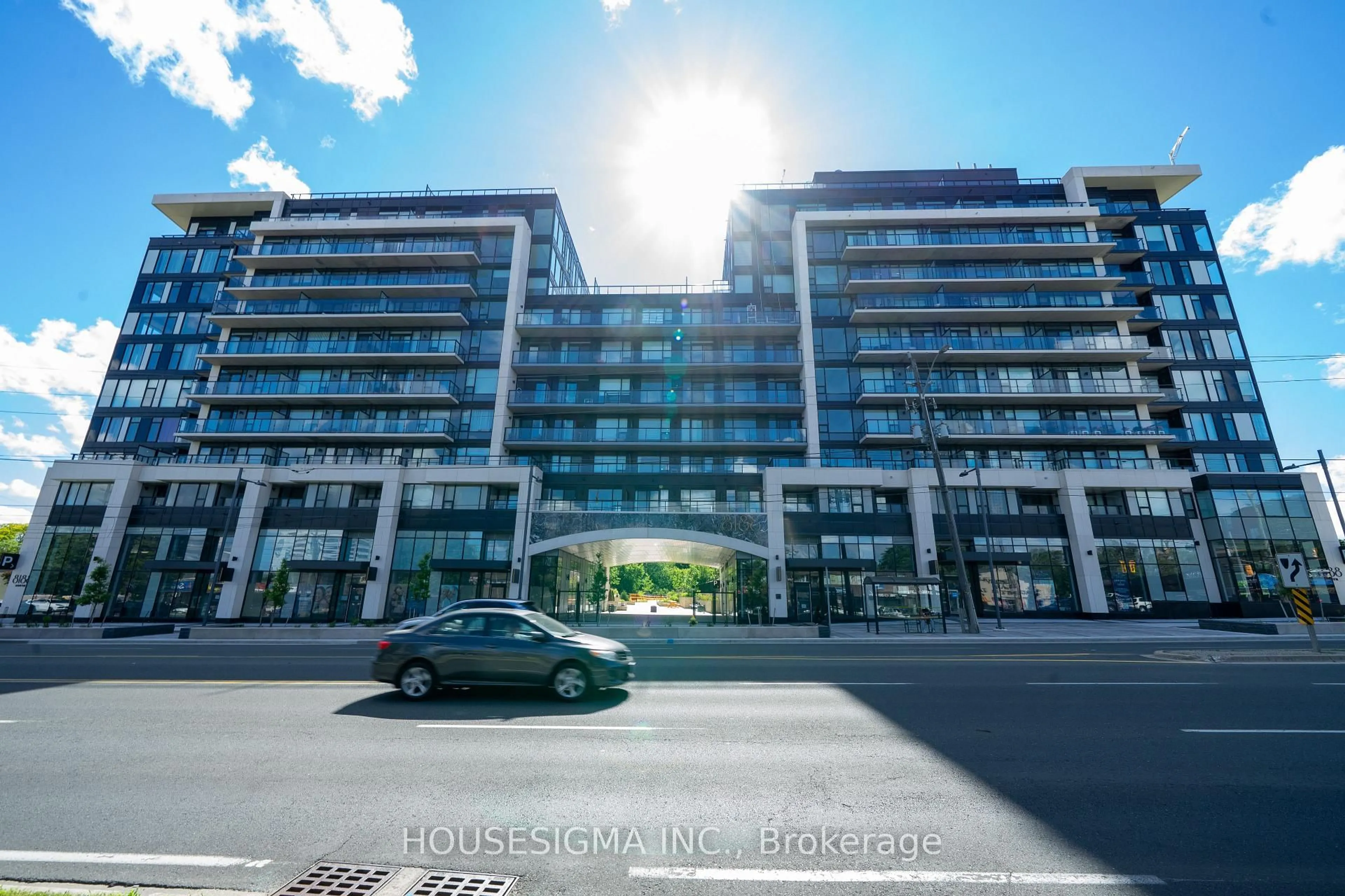 Unknown for 8188 Yonge St #820, Vaughan Ontario L4J 0M2