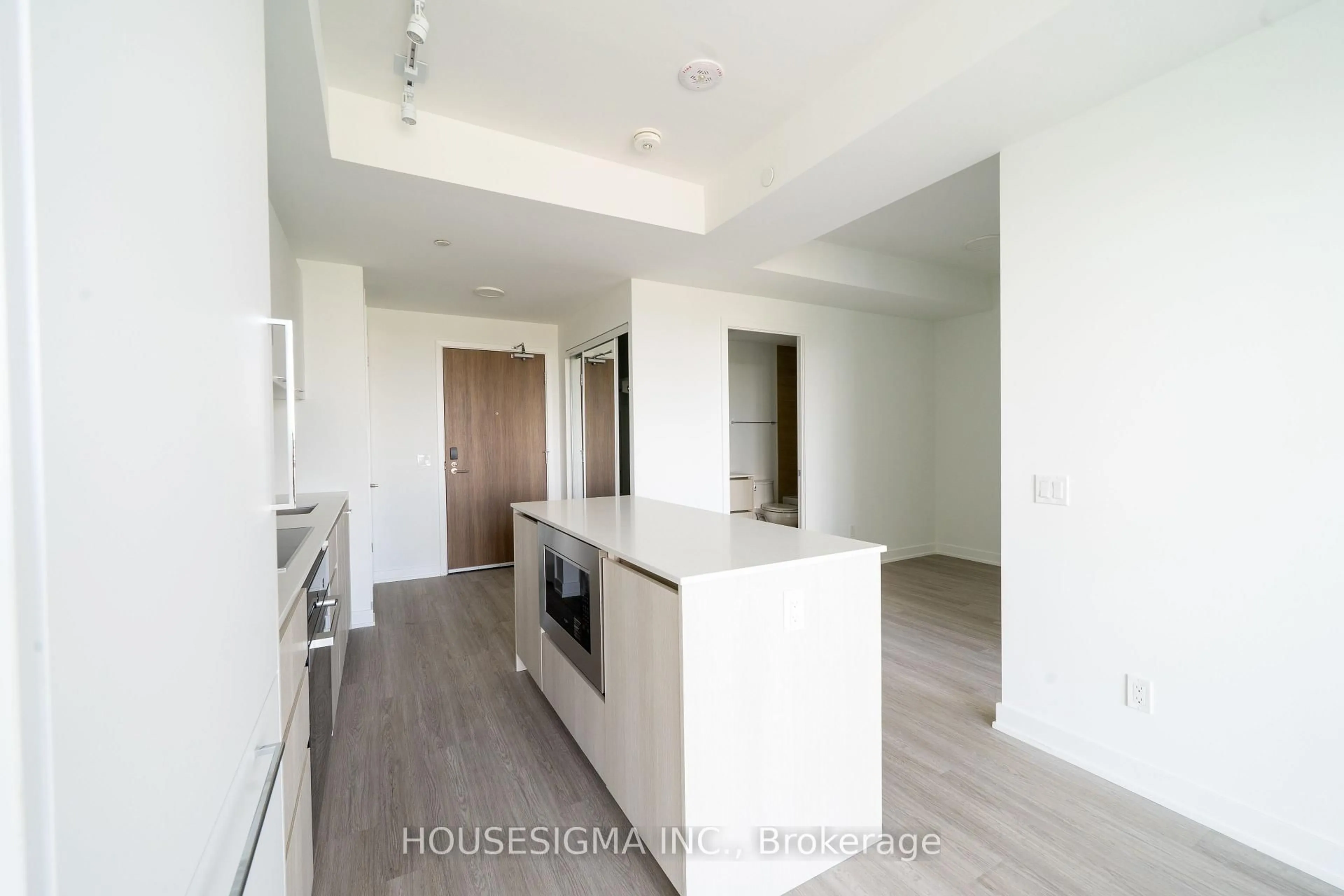 Open concept kitchen, unknown for 8188 Yonge St #820, Vaughan Ontario L4J 0M2