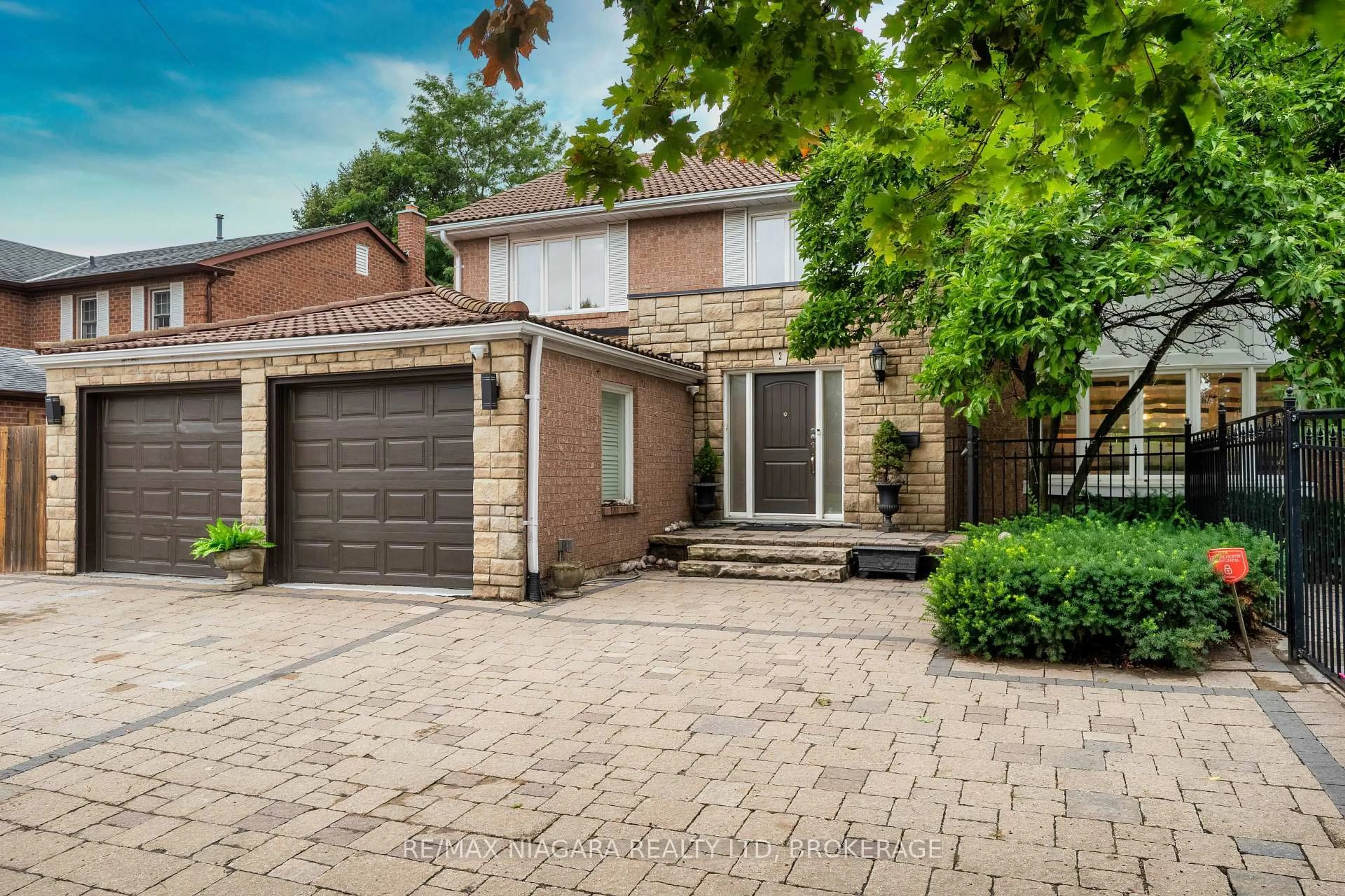 Home with brick exterior material, street for 2 Aitken Circ, Markham Ontario L3R 7K6