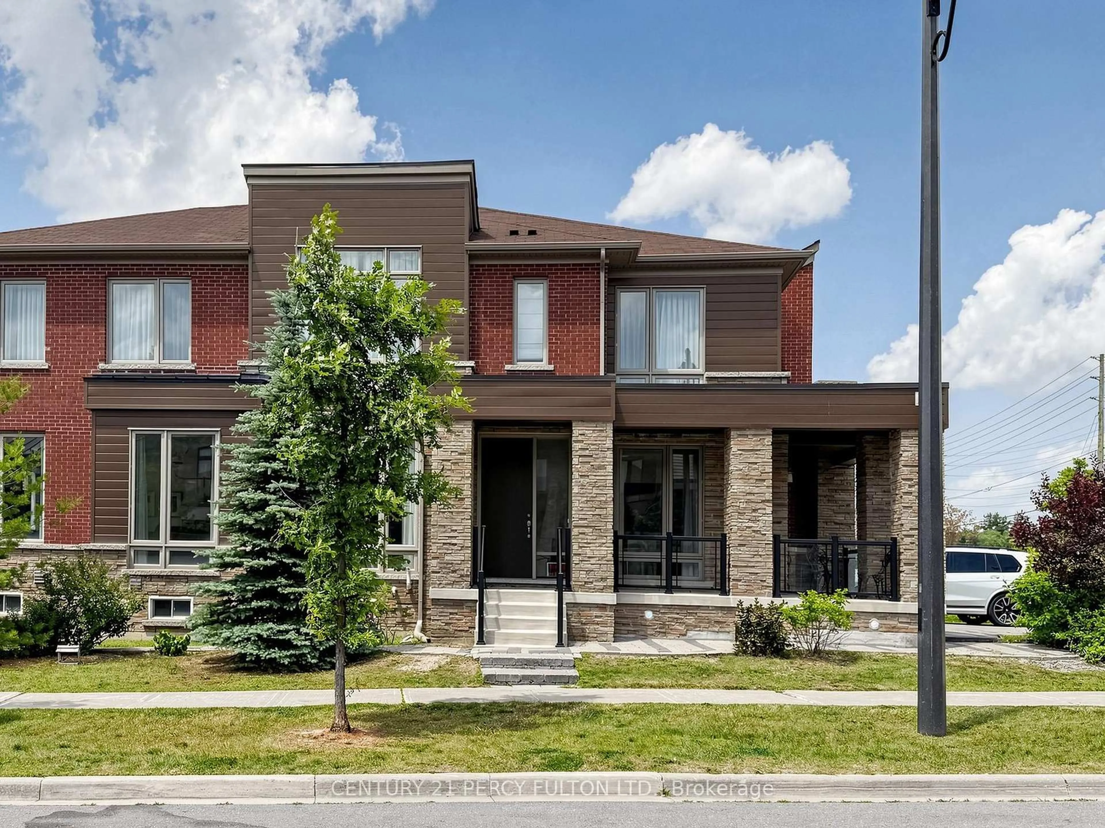 Home with brick exterior material, street for 91 Badgerow Way, Aurora Ontario L4G 0Z5