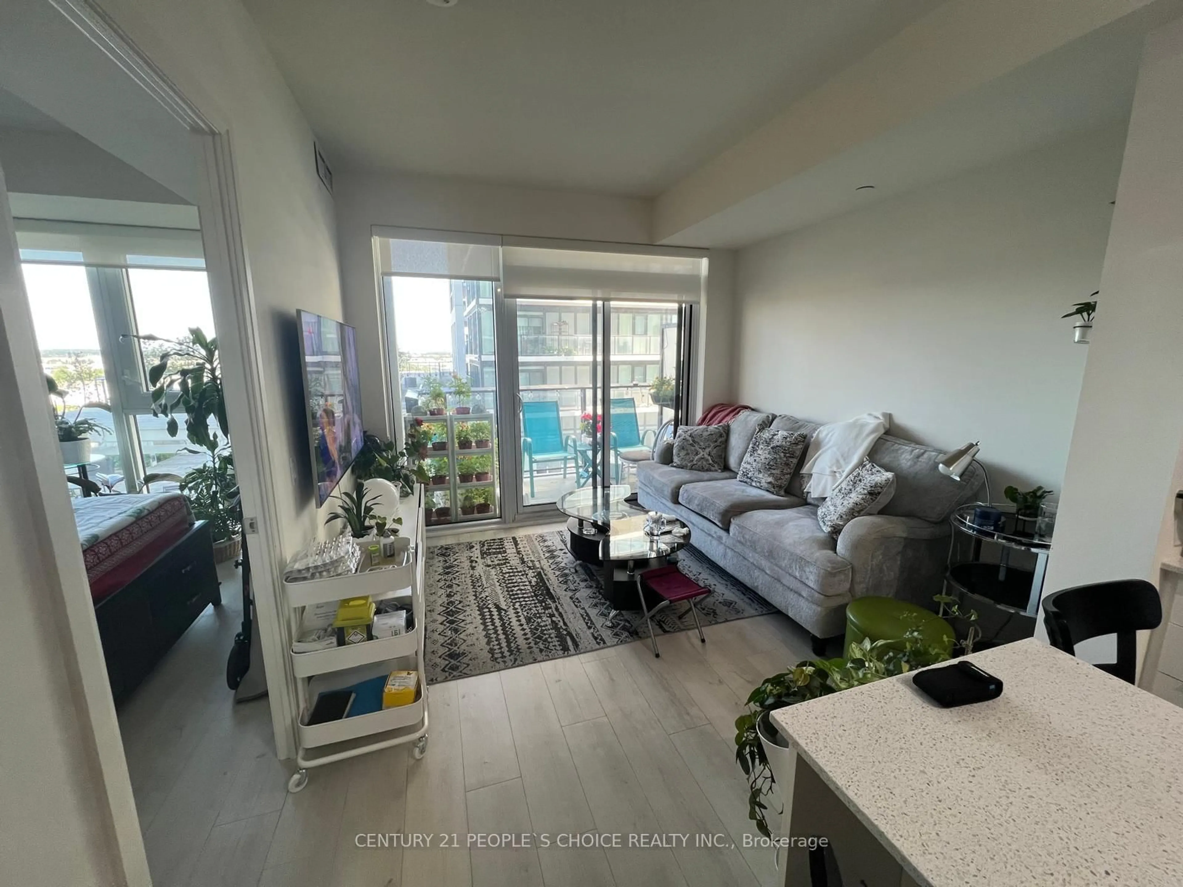 Living room with furniture, unknown for 9000 Jane St #925, Vaughan Ontario L4K 0M6