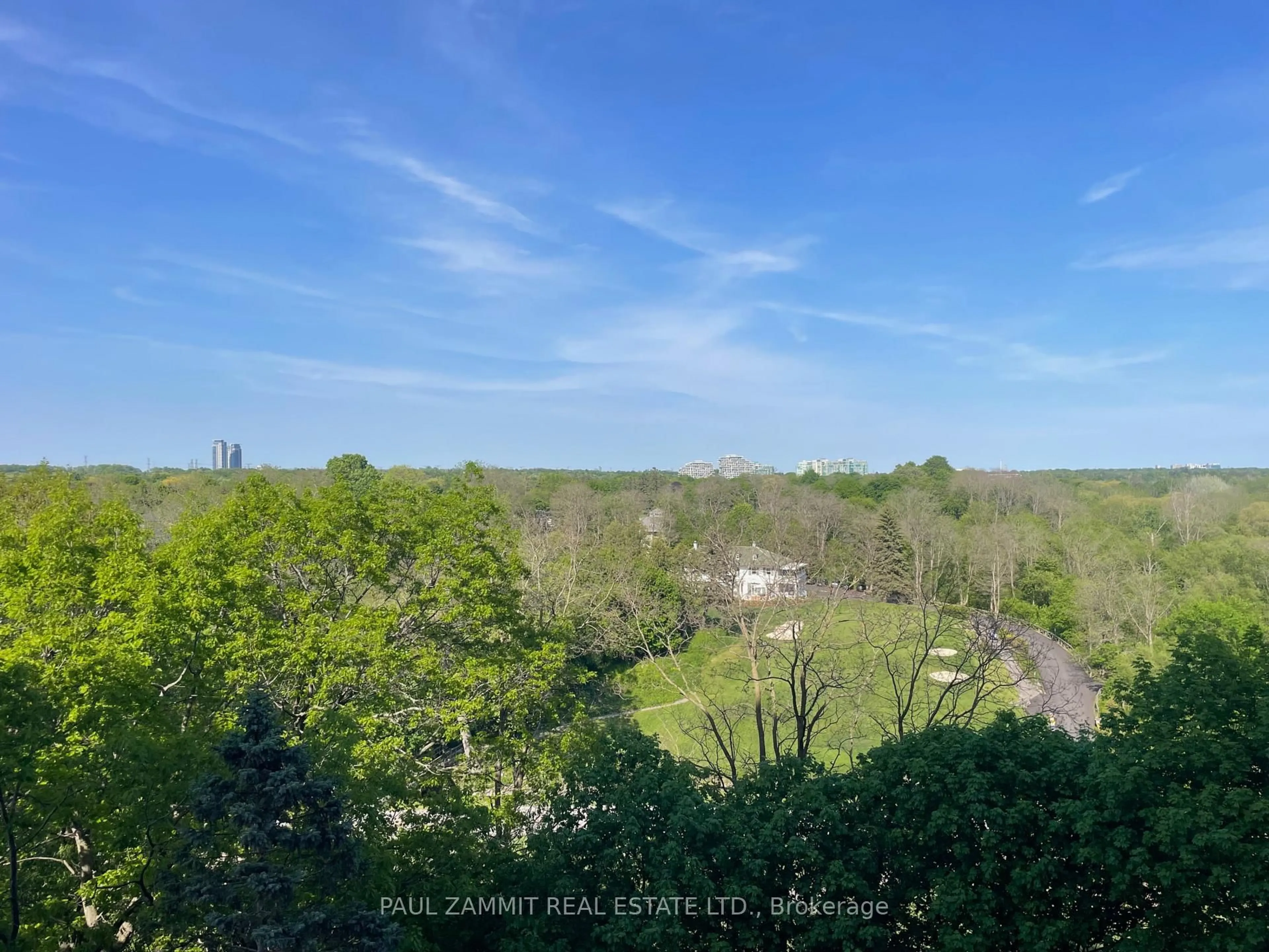 A pic from outside/outdoor area/front of a property/back of a property/a pic from drone, forest/trees view for 7811 Yonge St #701, Markham Ontario L3T 4S3