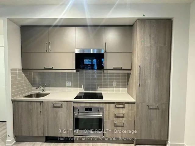 8119 Birchmount Rd #930, Markham 5