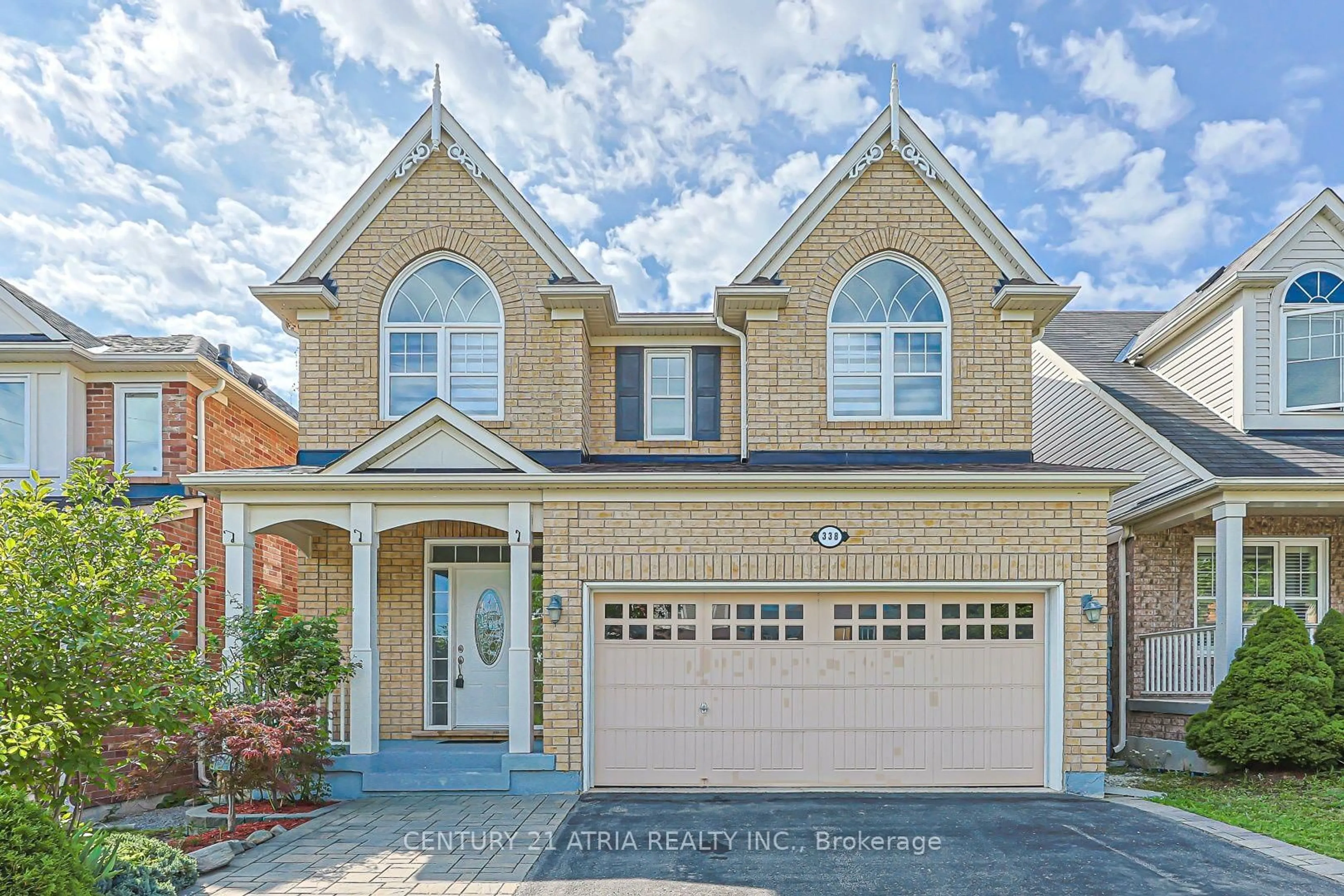 Home with brick exterior material, street for 338 Carlissa Run, Newmarket Ontario L3X 3J9
