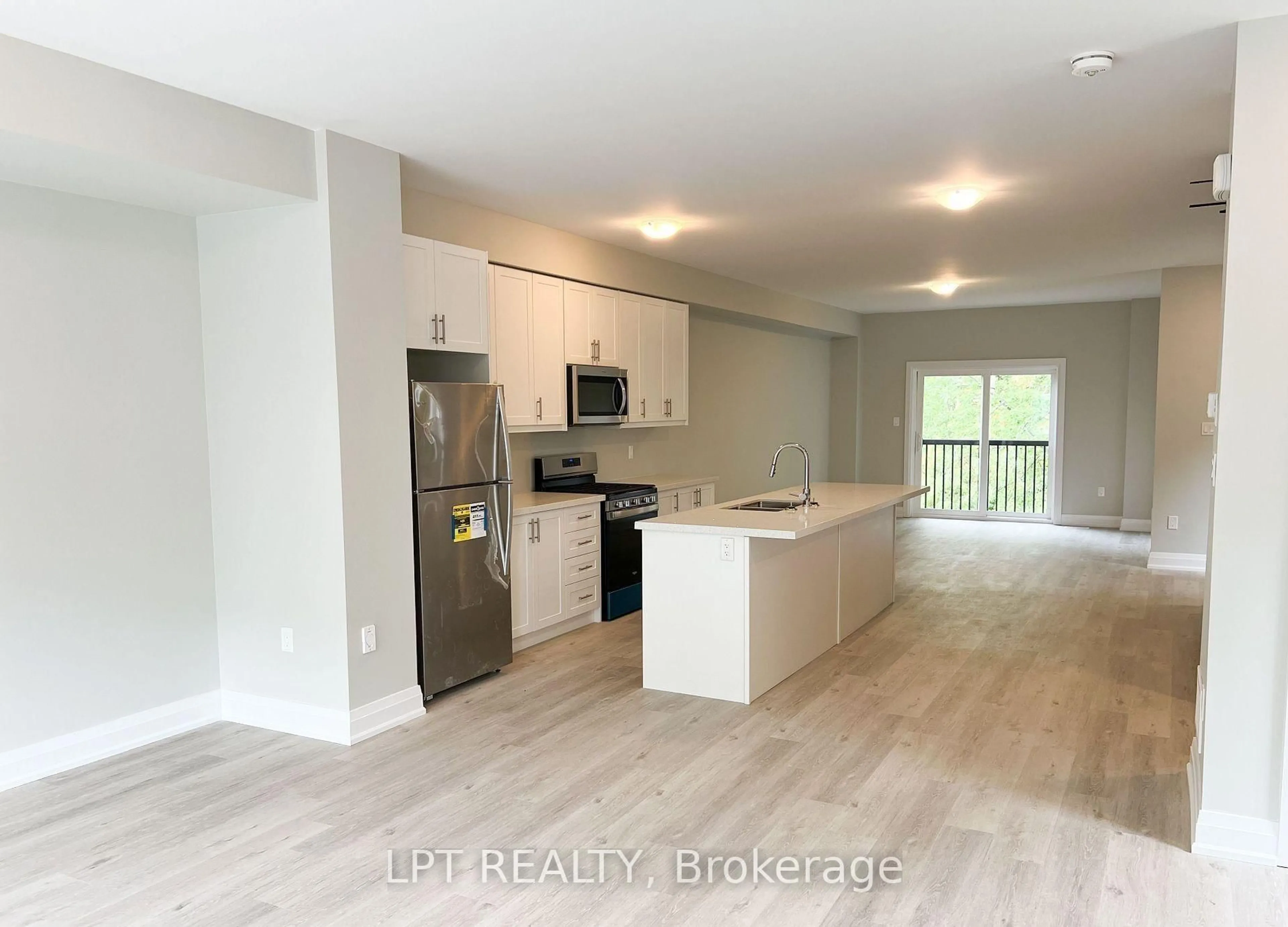 Open concept kitchen, unknown for 1482 Purchase Pl Pl, Innisfil Ontario L0L 1W0