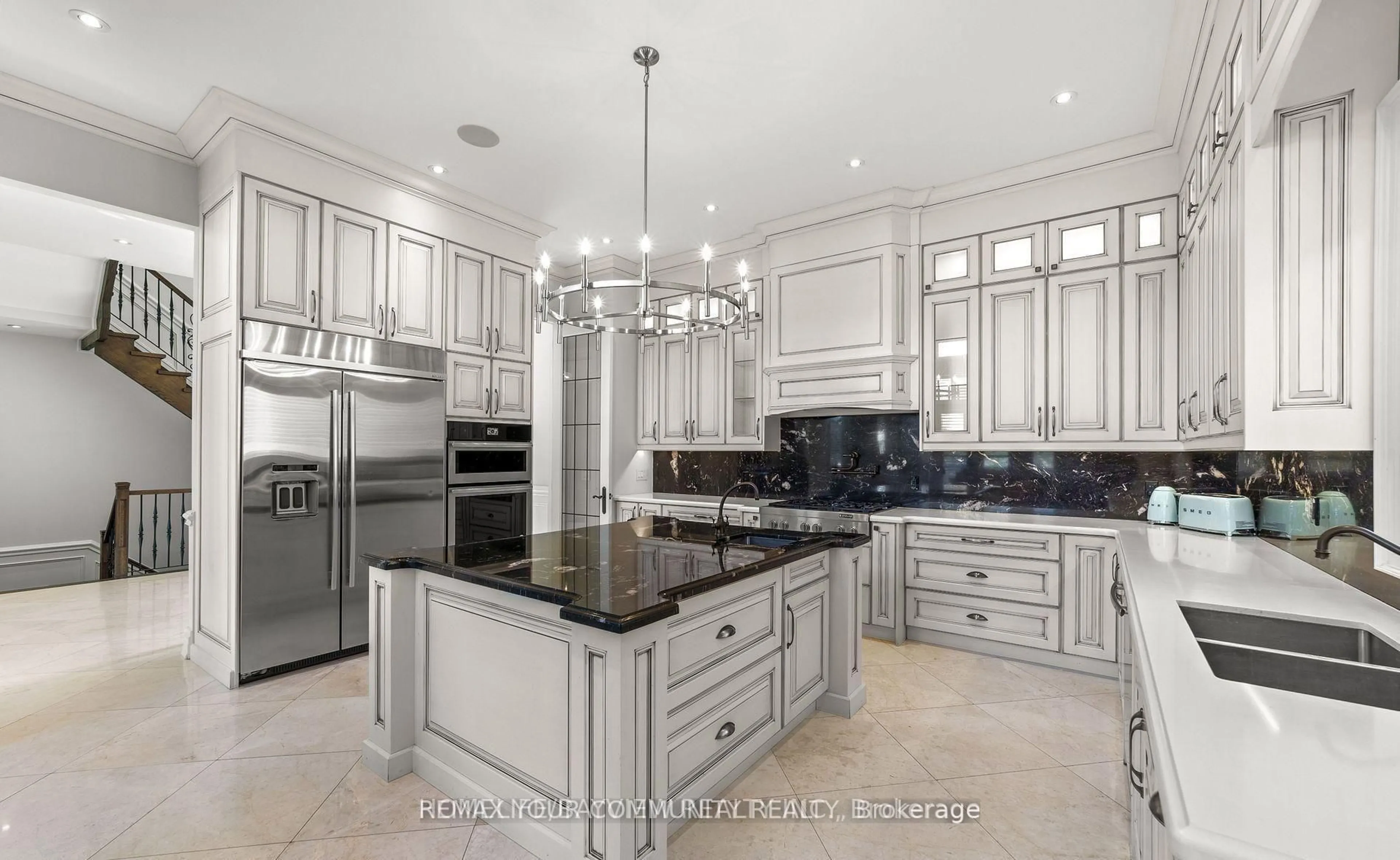 Contemporary kitchen, ceramic/tile floor for 18 Parker Ave, Richmond Hill Ontario L4E 2W5