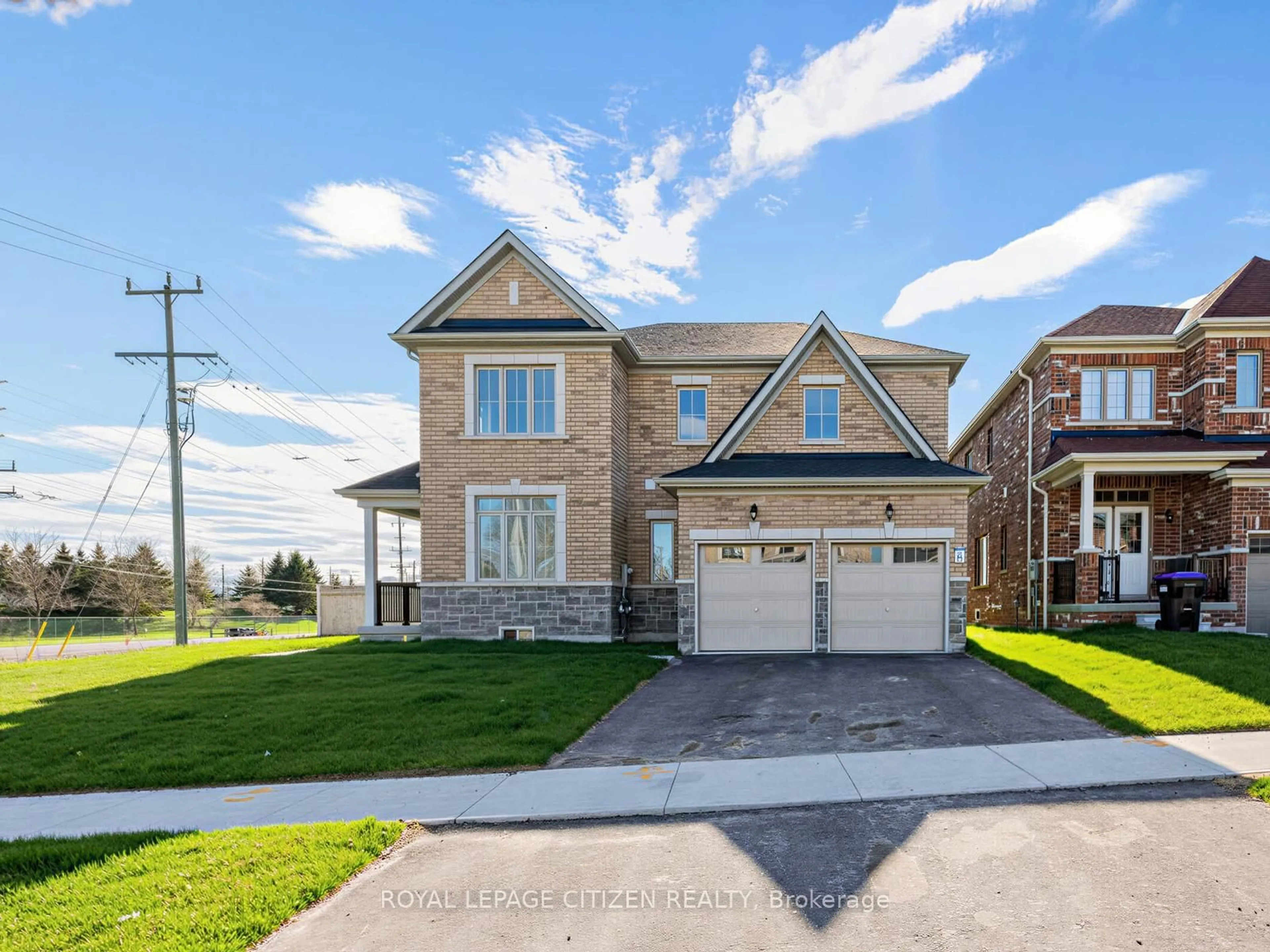 Home with brick exterior material, street for 2 Lawrence D. Pridham Ave, New Tecumseth Ontario L9R 0X1