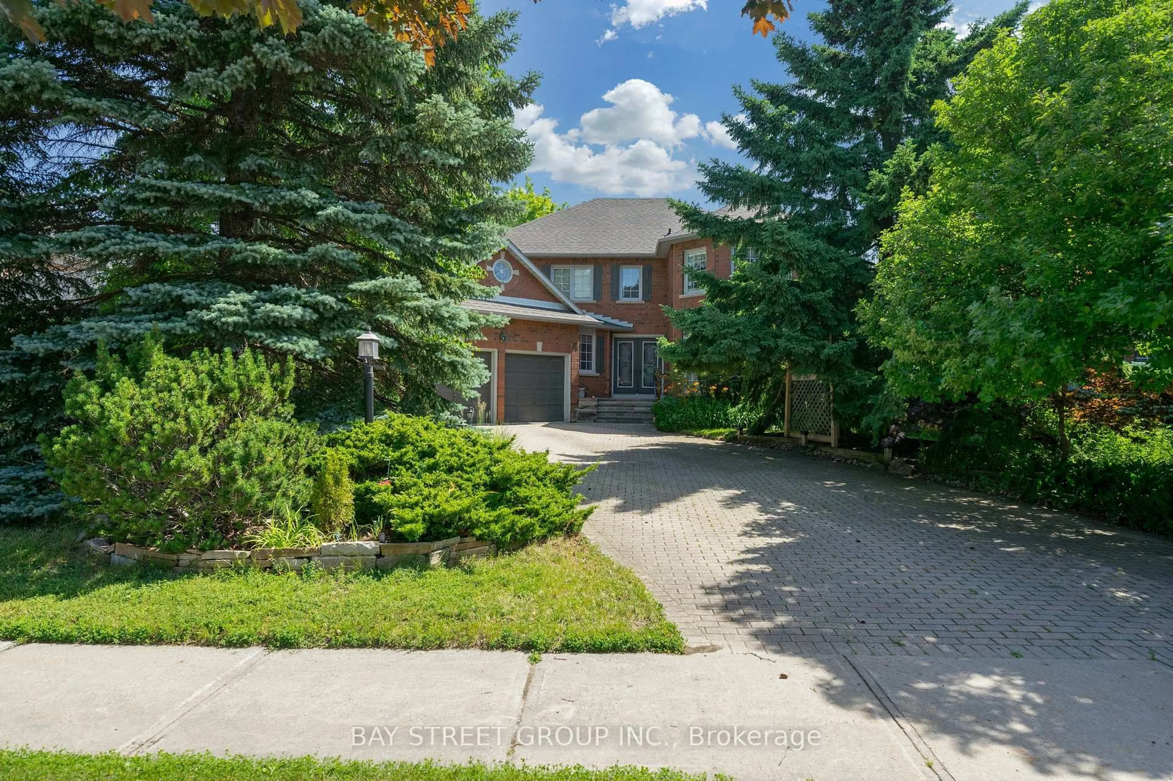Home with brick exterior material, street for 53 Strathearn Ave, Richmond Hill Ontario L4B 2Y9