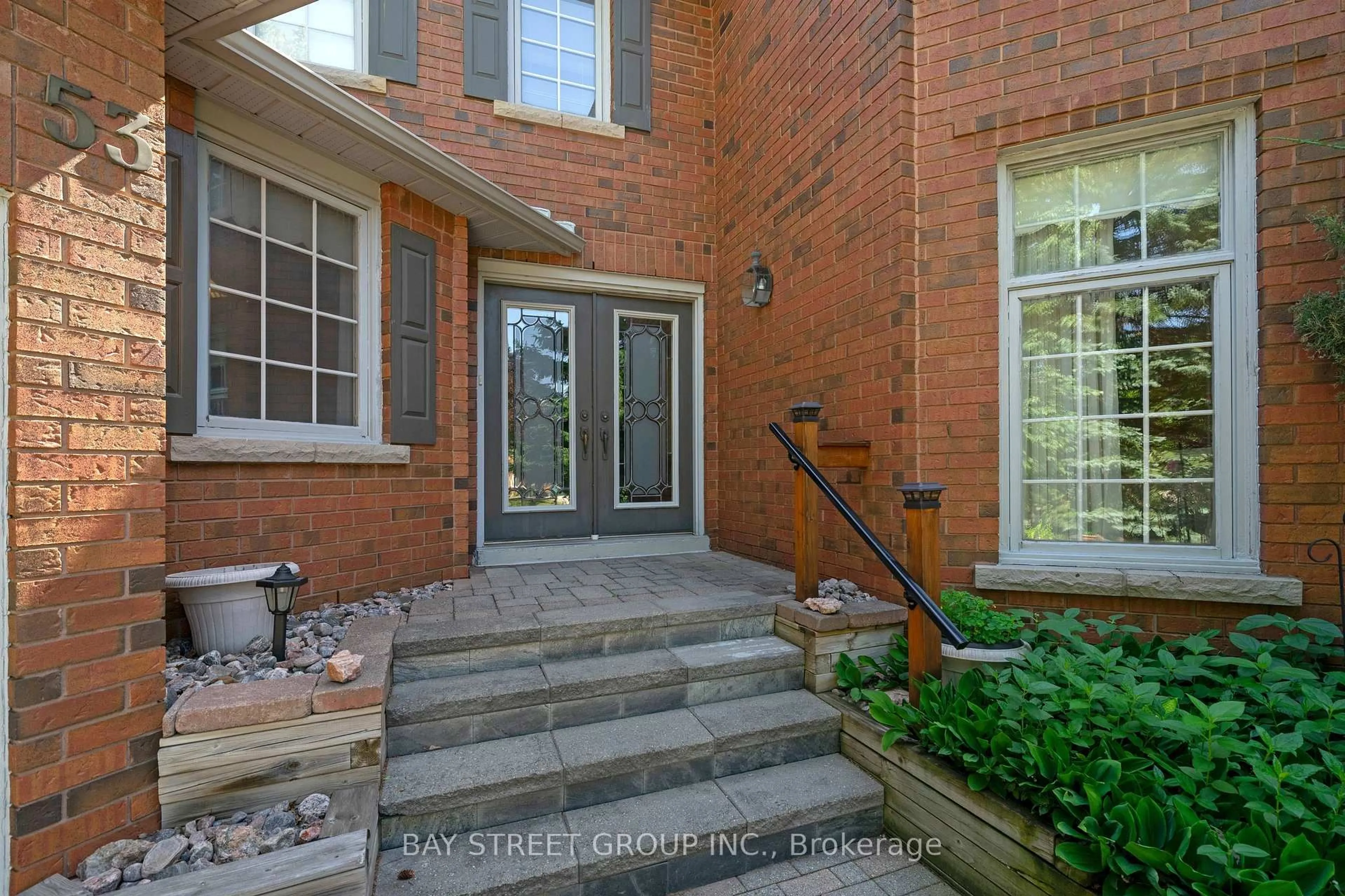 Home with brick exterior material, street for 53 Strathearn Ave, Richmond Hill Ontario L4B 2Y9