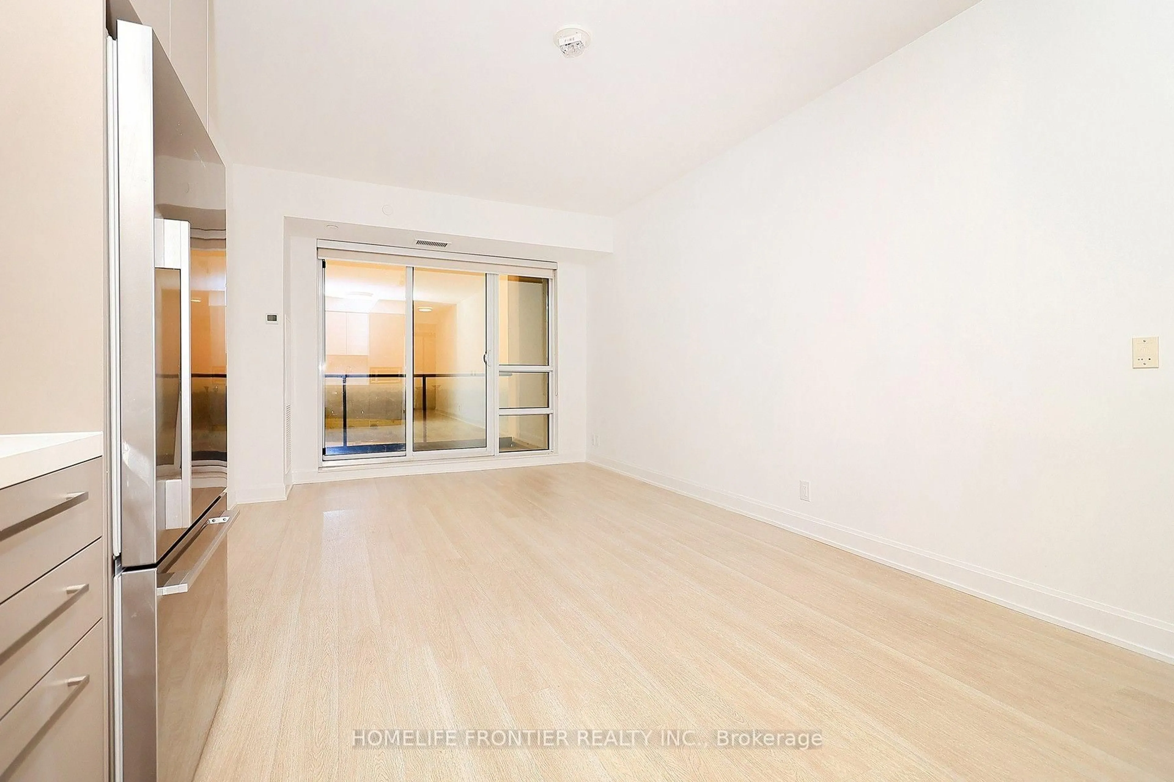Indoor foyer for 12 Gandhi Lane #1606, Markham Ontario L3T 0G8