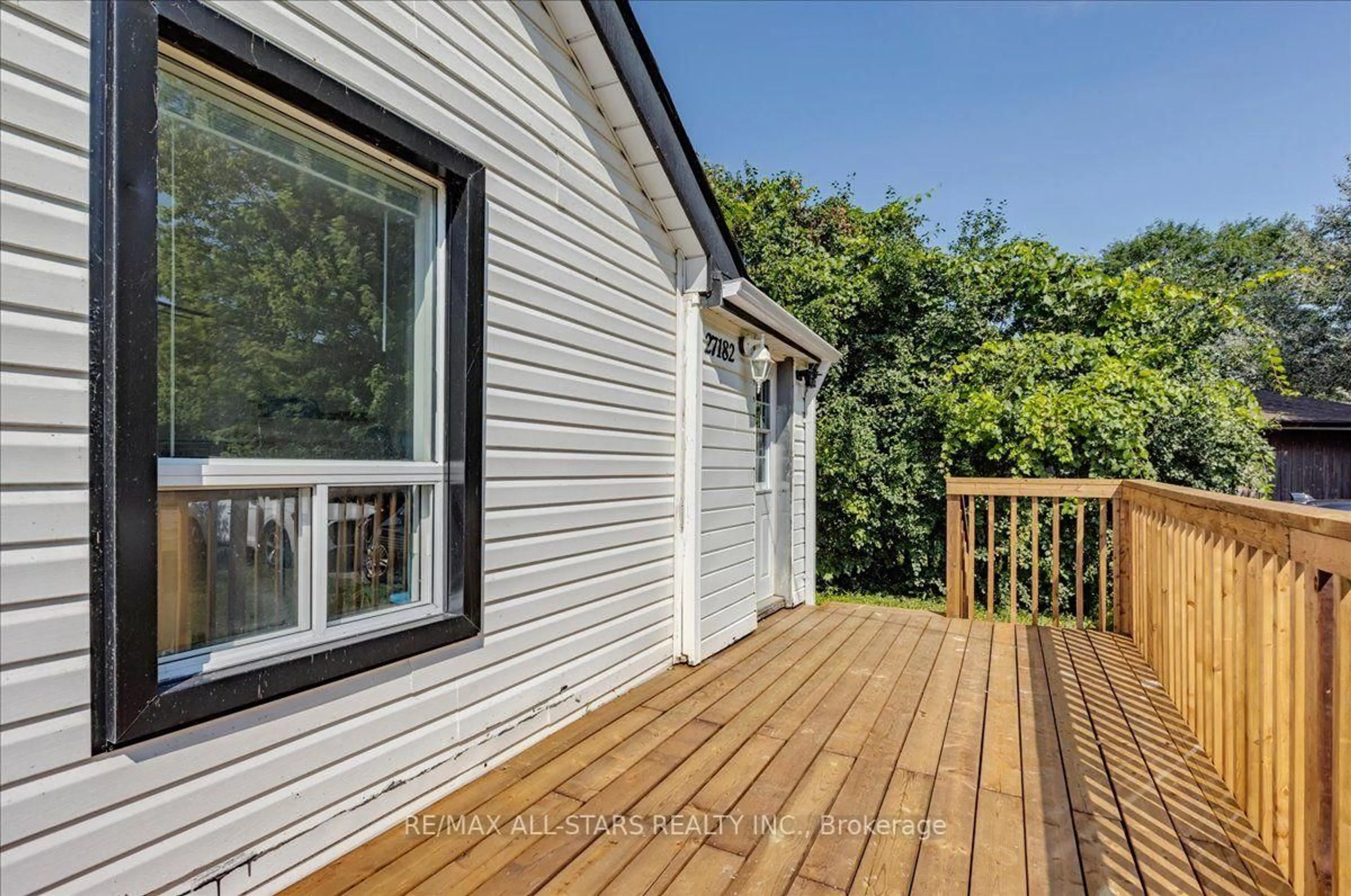 Unknown for 27182 Woodbine Ave, Georgina Ontario L4P 3E9