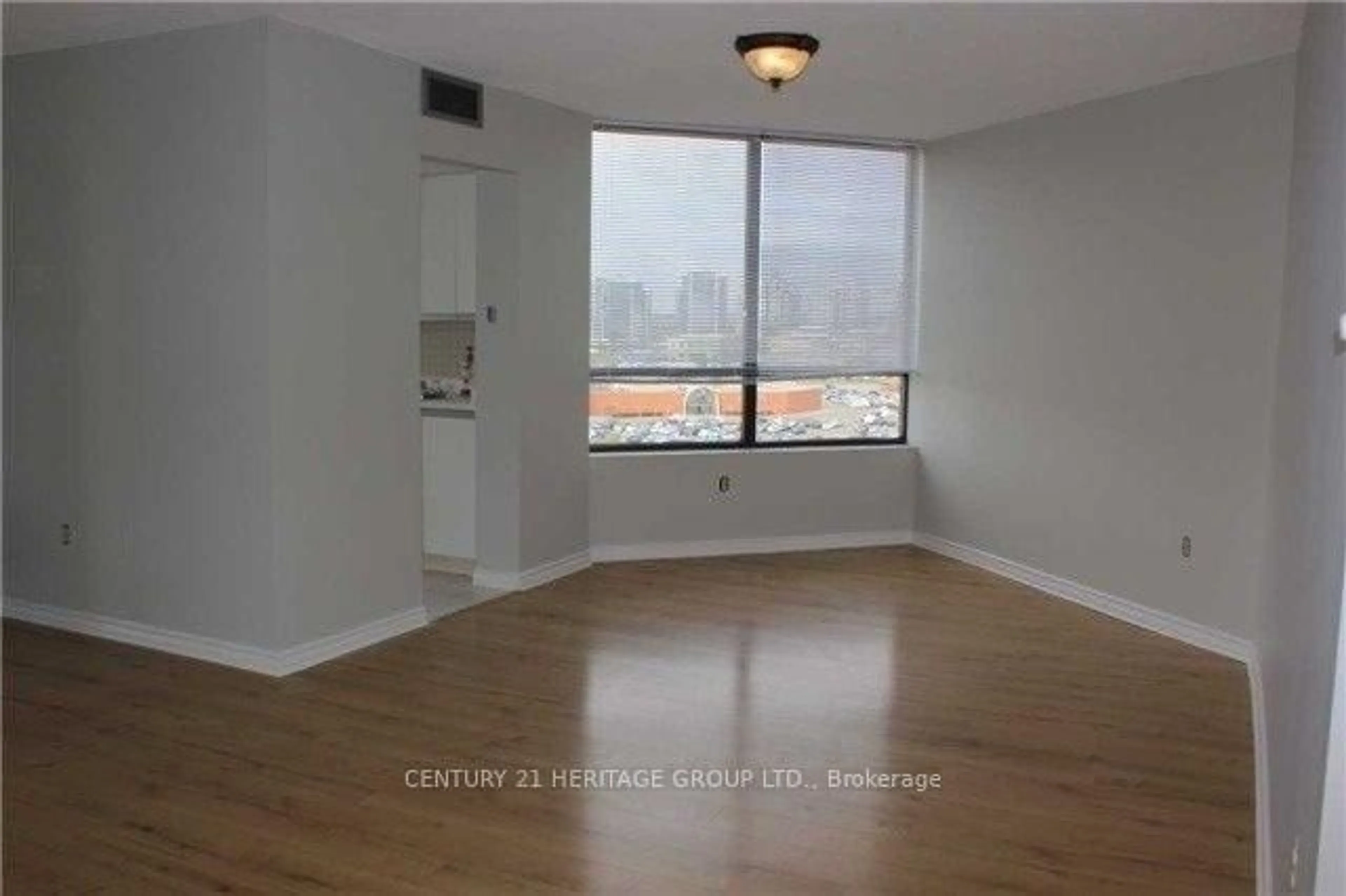 A pic of a room for 7460 Bathurst St #1003, Vaughan Ontario L4J 7K9