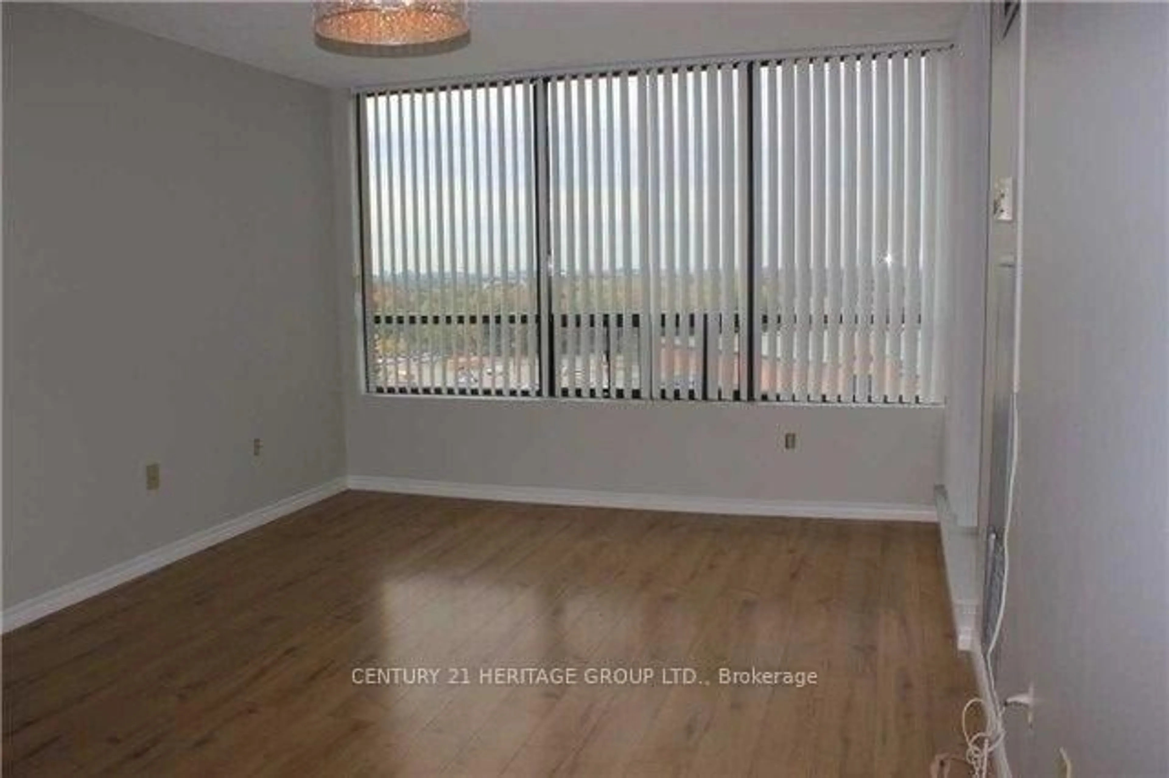 A pic of a room for 7460 Bathurst St #1003, Vaughan Ontario L4J 7K9